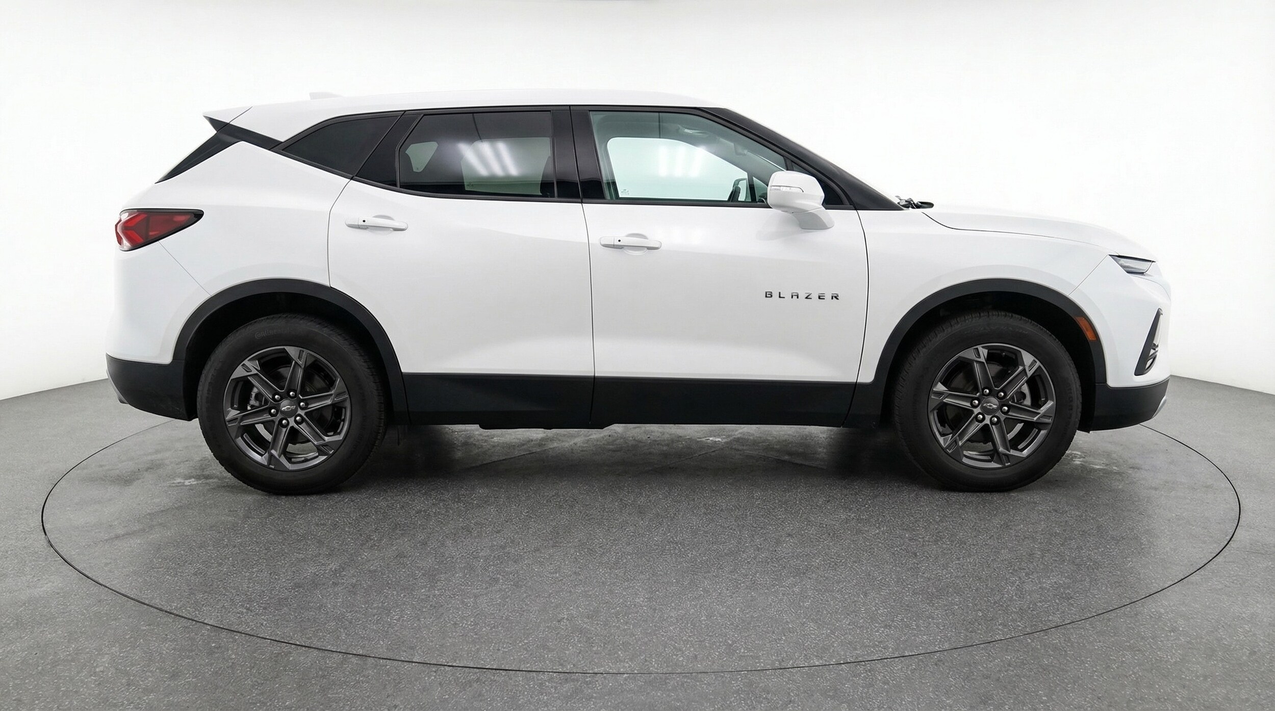 Thumbnail: 2025 Chevrolet Blazer - 8