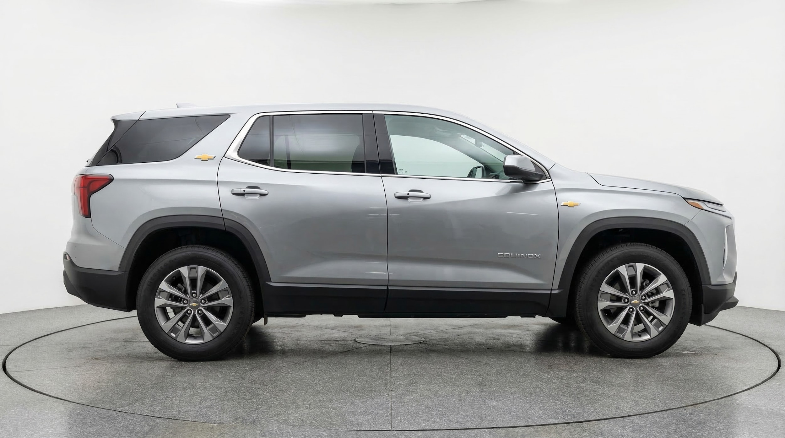 Thumbnail: 2025 Chevrolet Equinox - 8