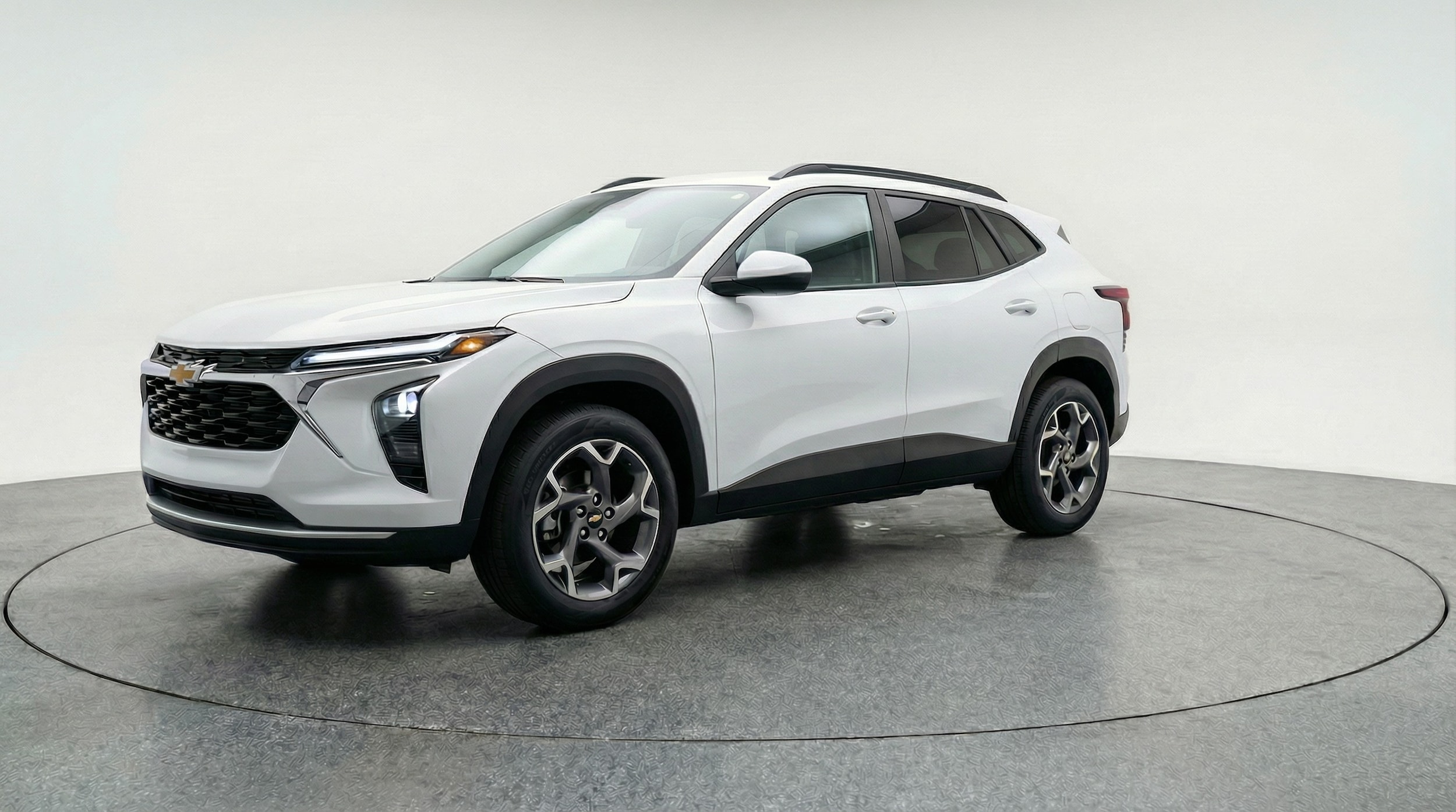 Thumbnail: 2025 Chevrolet Trax - 3