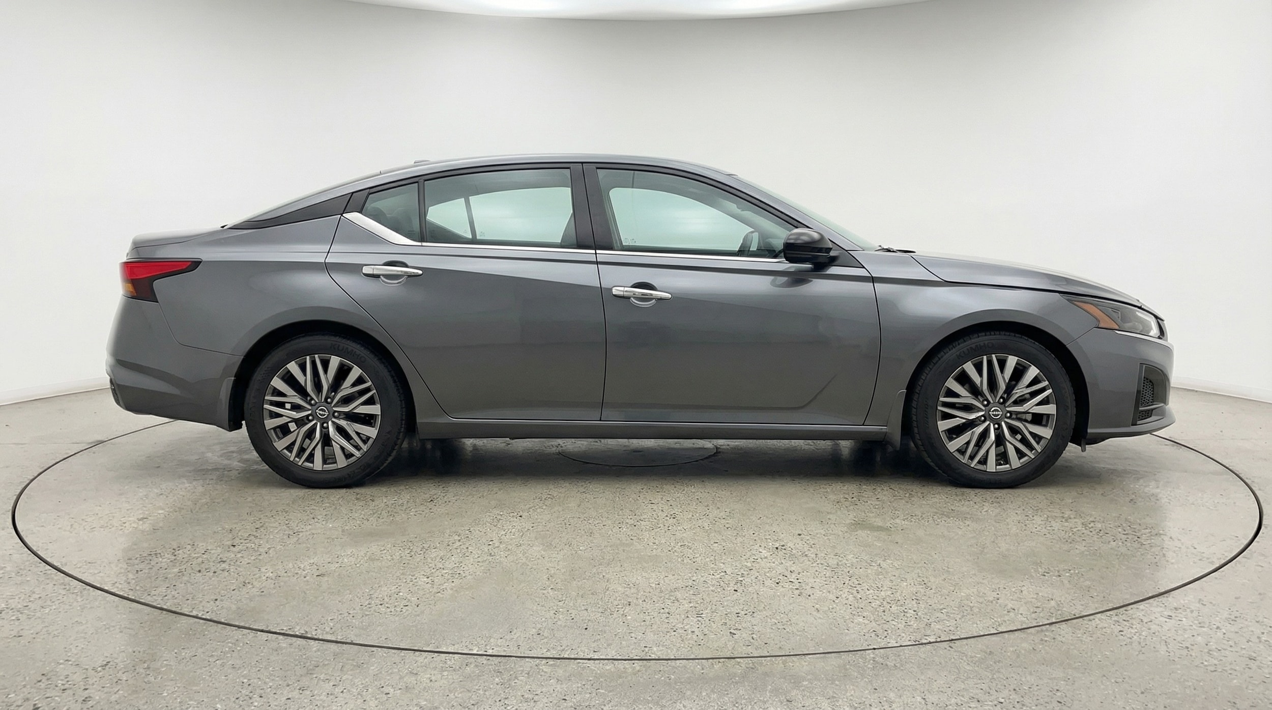 Thumbnail: 2025 Nissan Altima - 8