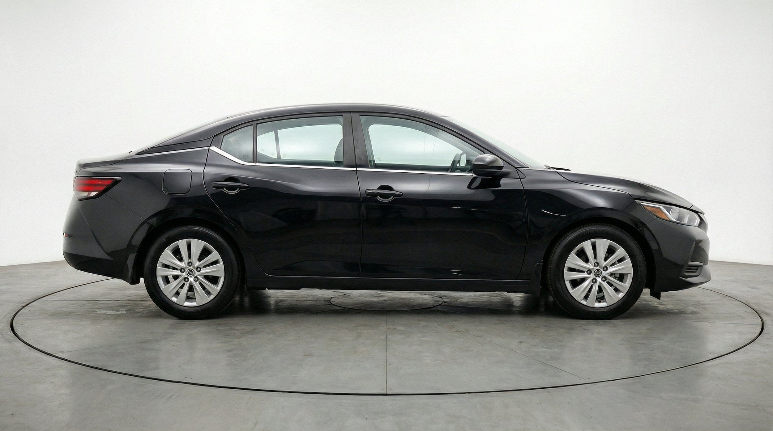 Thumbnail: 2025 Nissan Sentra - 11