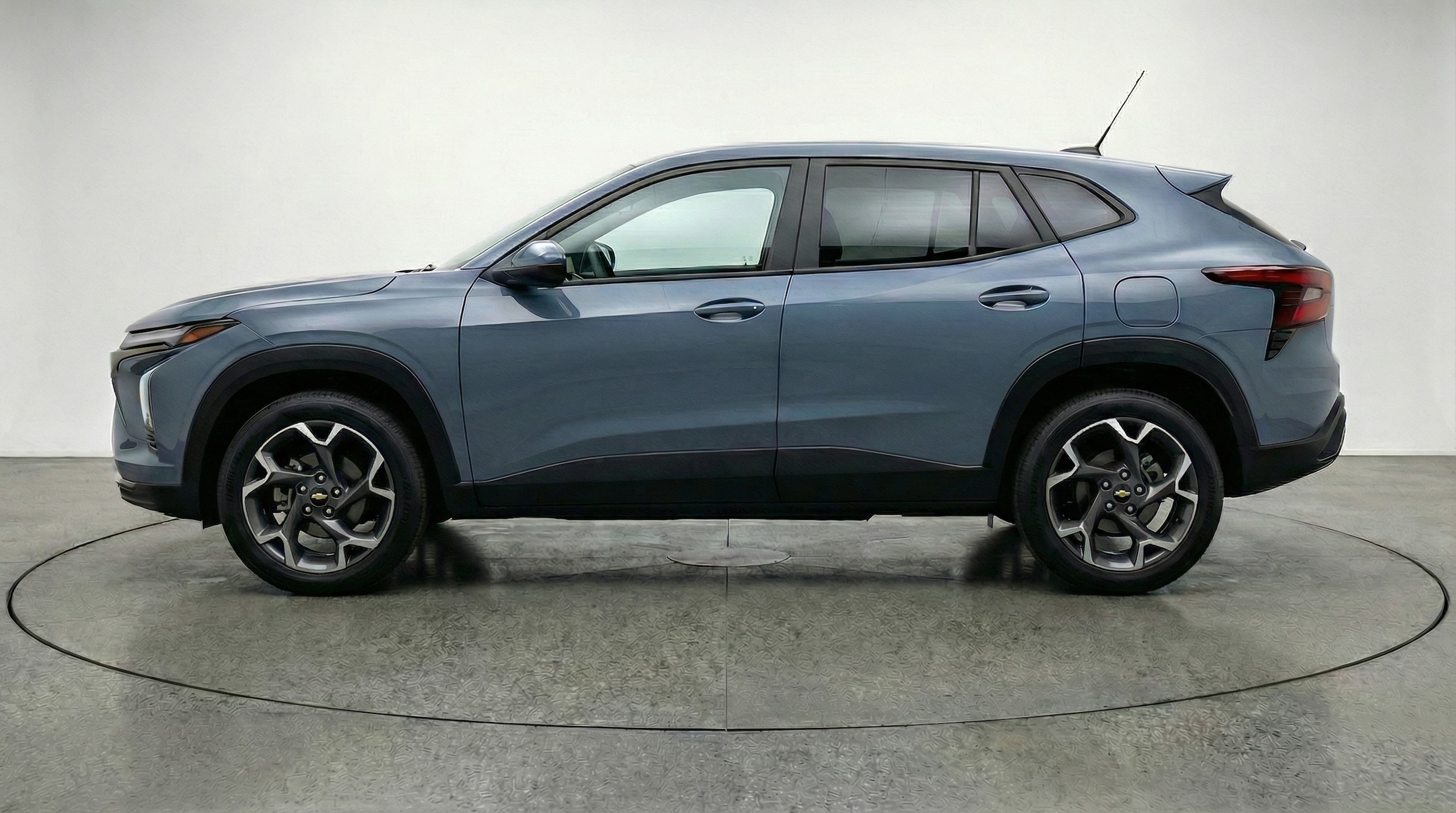 Thumbnail: 2025 Chevrolet Trax - 4