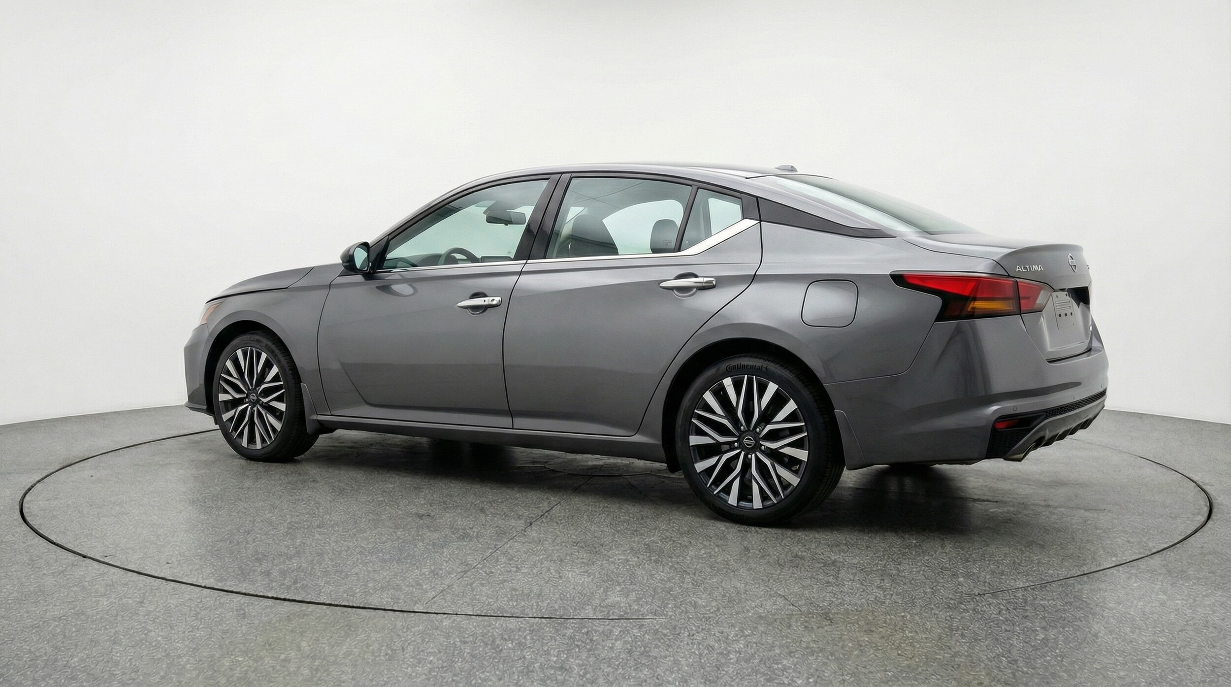 Thumbnail: 2025 Nissan Altima - 5