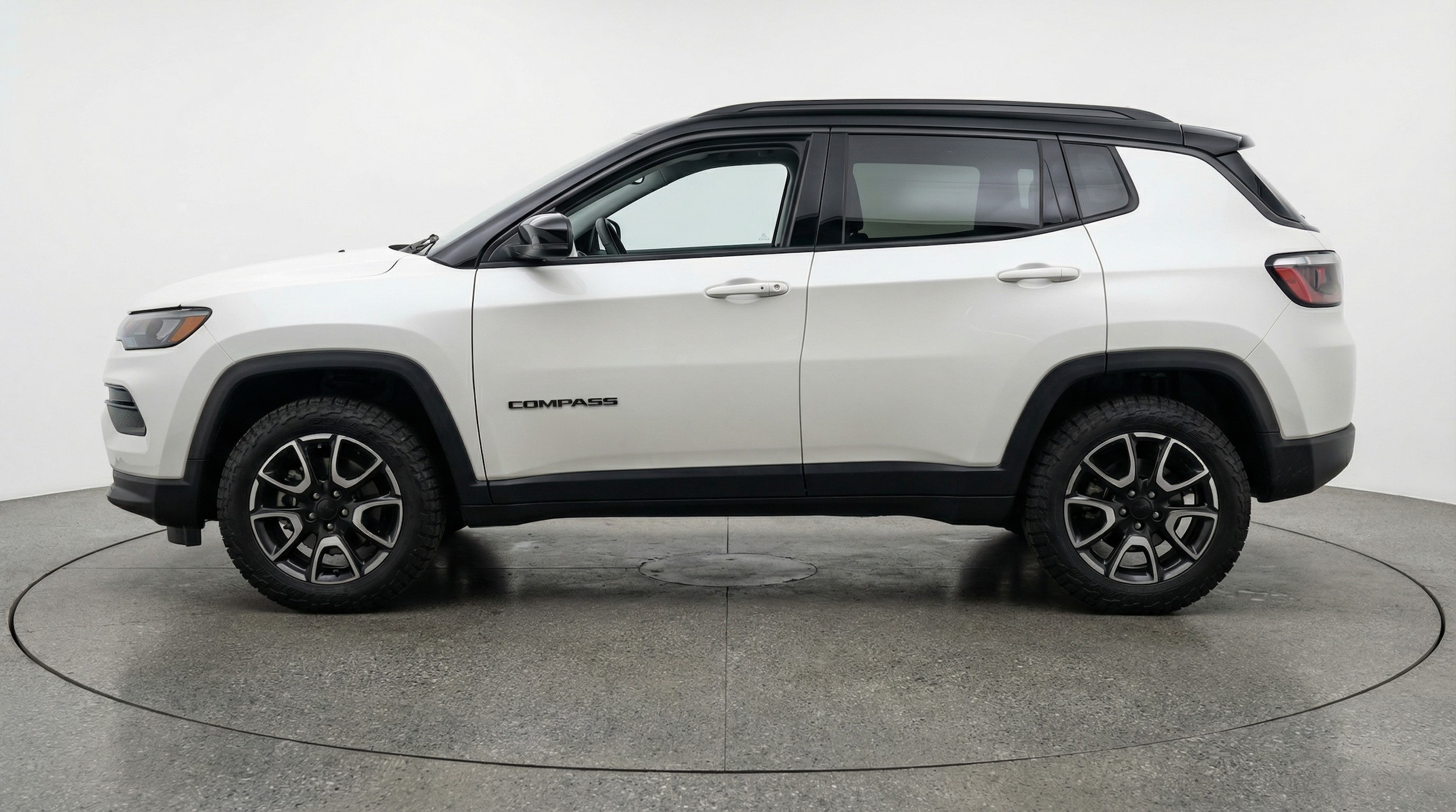 Thumbnail: 2025 Jeep Compass - 4