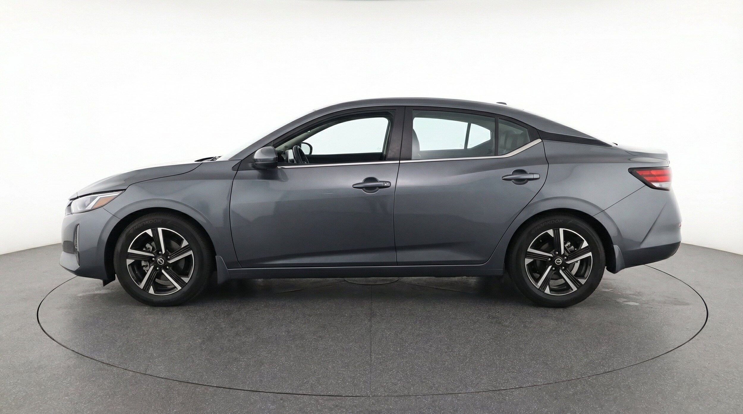 Thumbnail: 2025 Nissan Sentra - 5