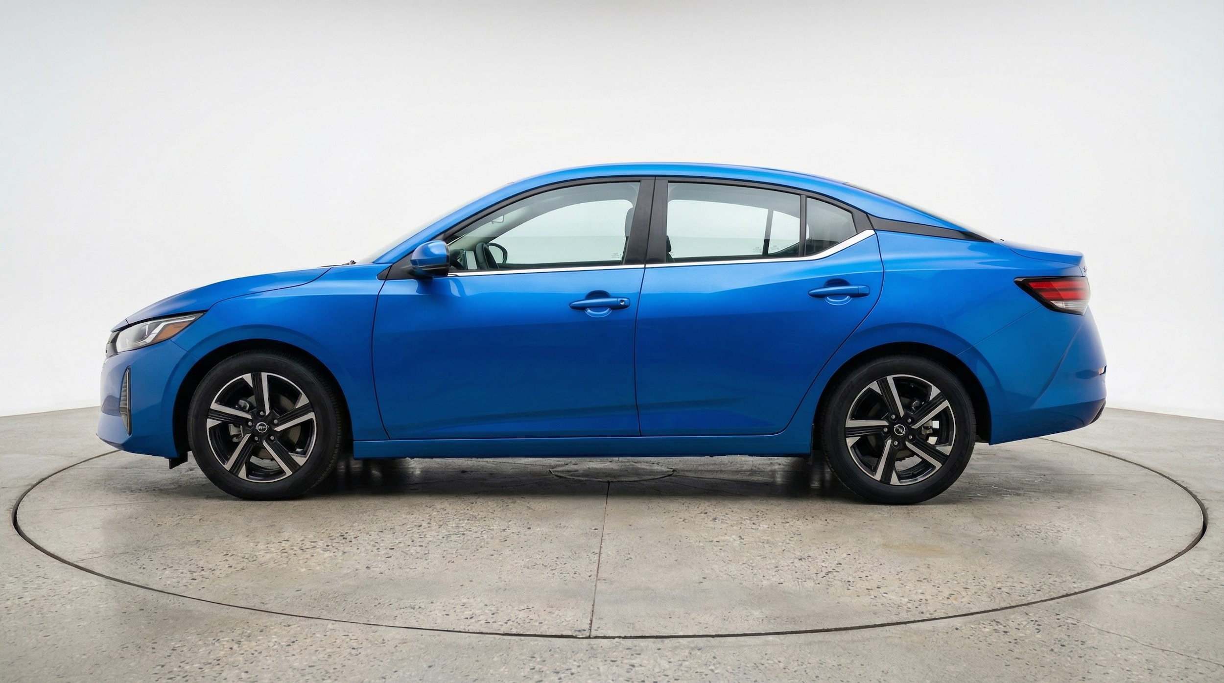 Thumbnail: 2025 Nissan Sentra - 4