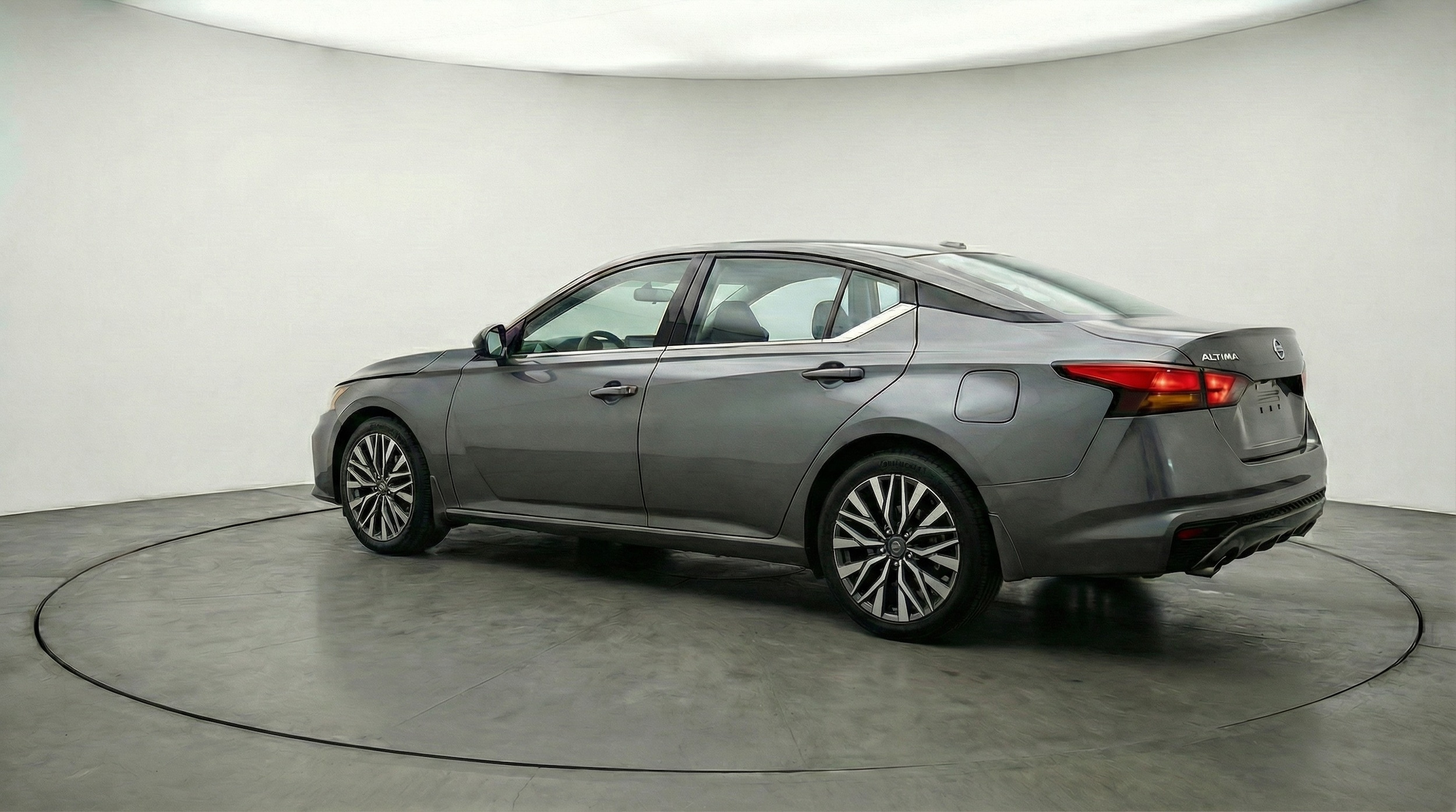 Thumbnail: 2025 Nissan Altima - 5