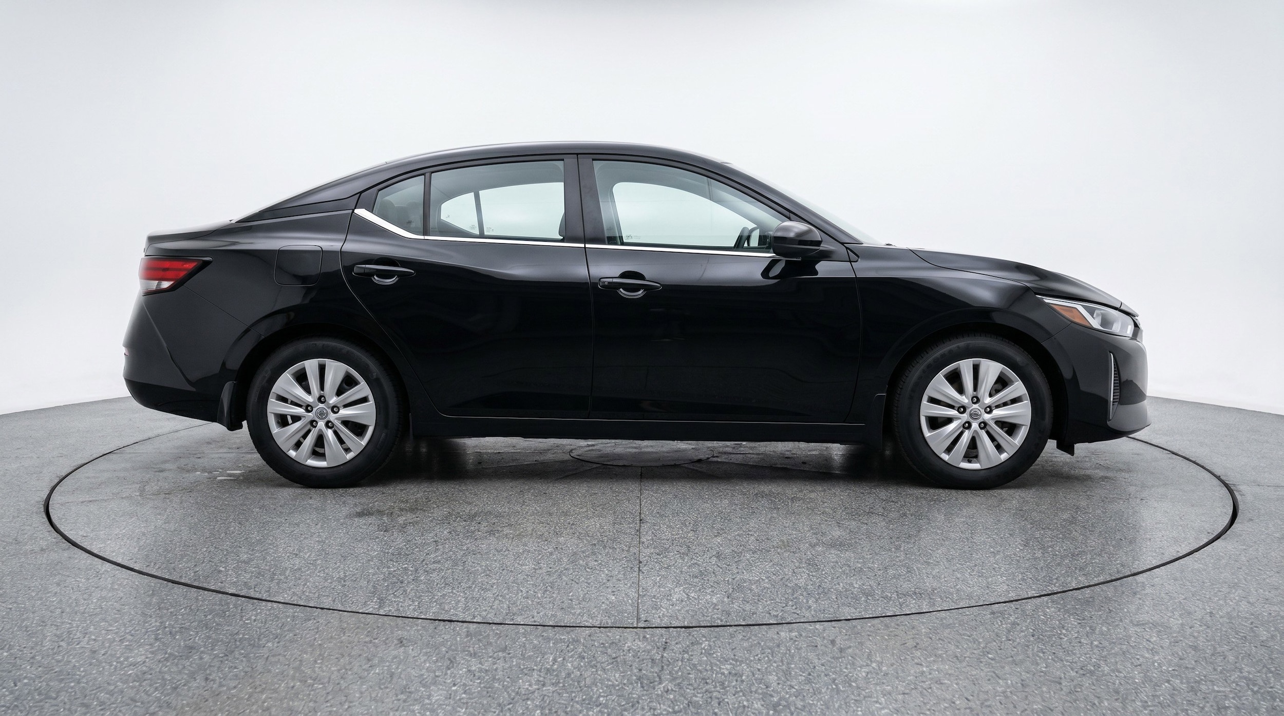 Thumbnail: 2025 Nissan Sentra - 11
