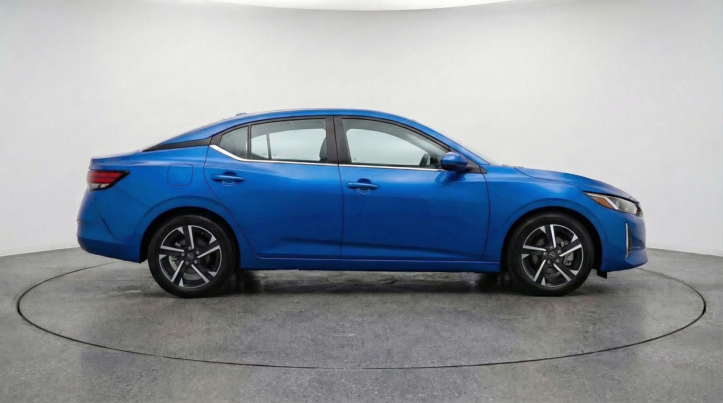 Thumbnail: 2025 Nissan Sentra - 8