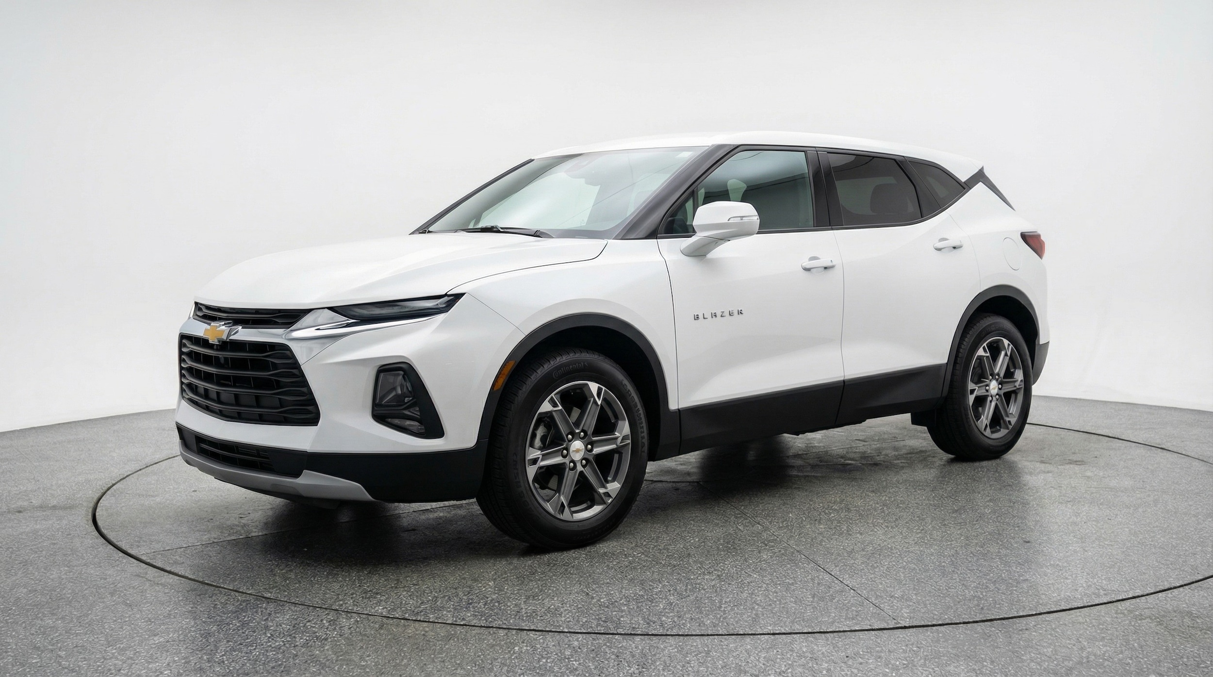 Thumbnail: 2025 Chevrolet Blazer - 3