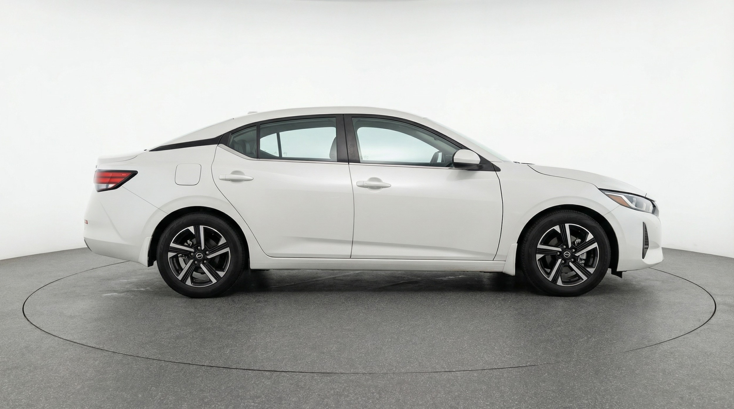 Thumbnail: 2025 Nissan Sentra - 8