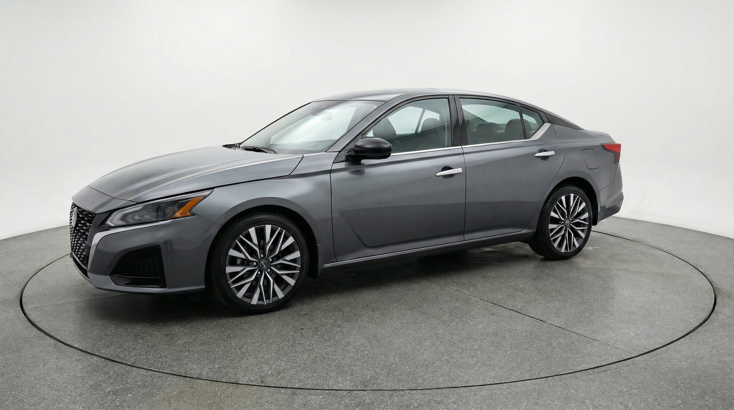 Thumbnail: 2025 Nissan Altima - 3