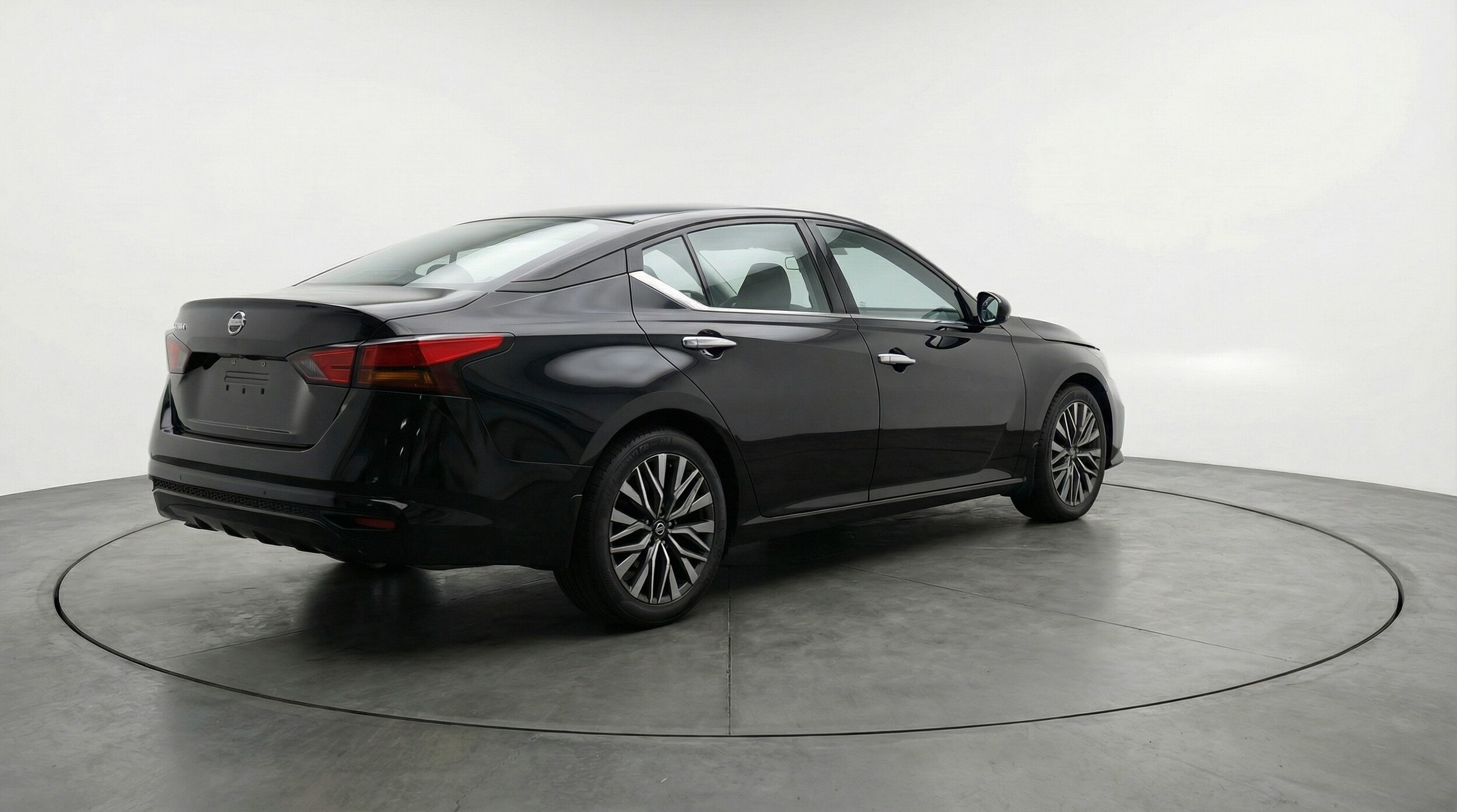 Thumbnail: 2025 Nissan Altima - 7