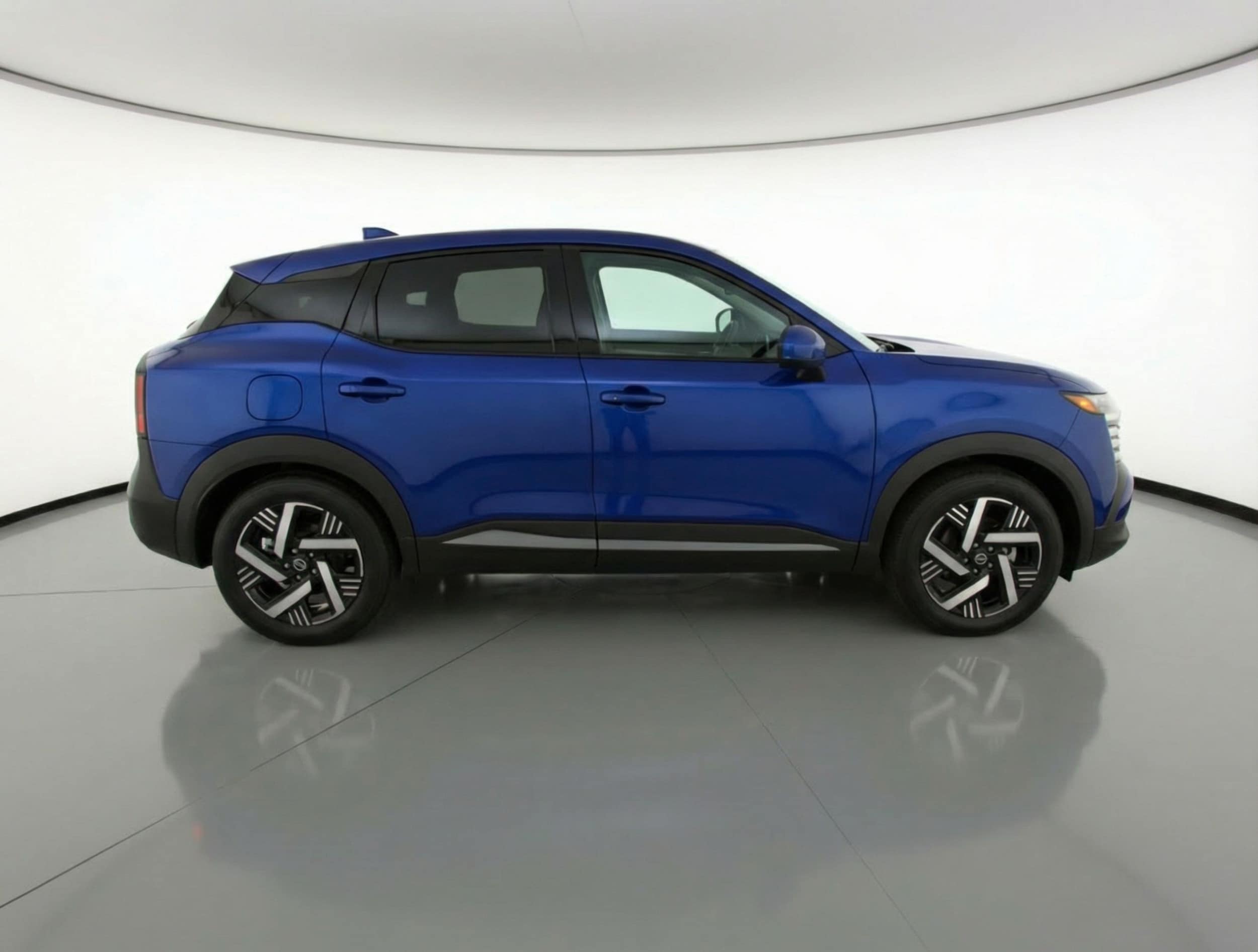 Thumbnail: 2025 Nissan Kicks - 8
