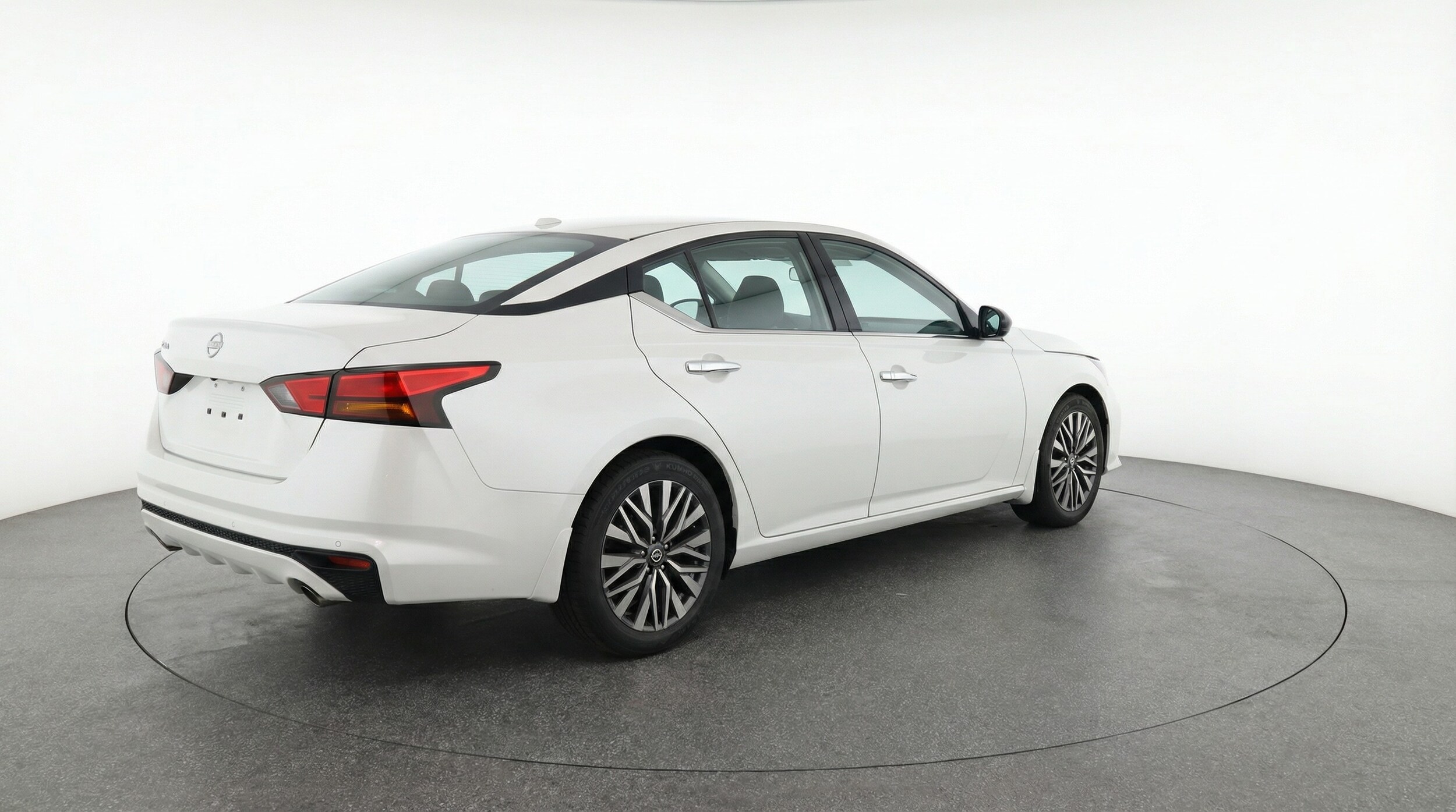 Thumbnail: 2025 Nissan Altima - 7