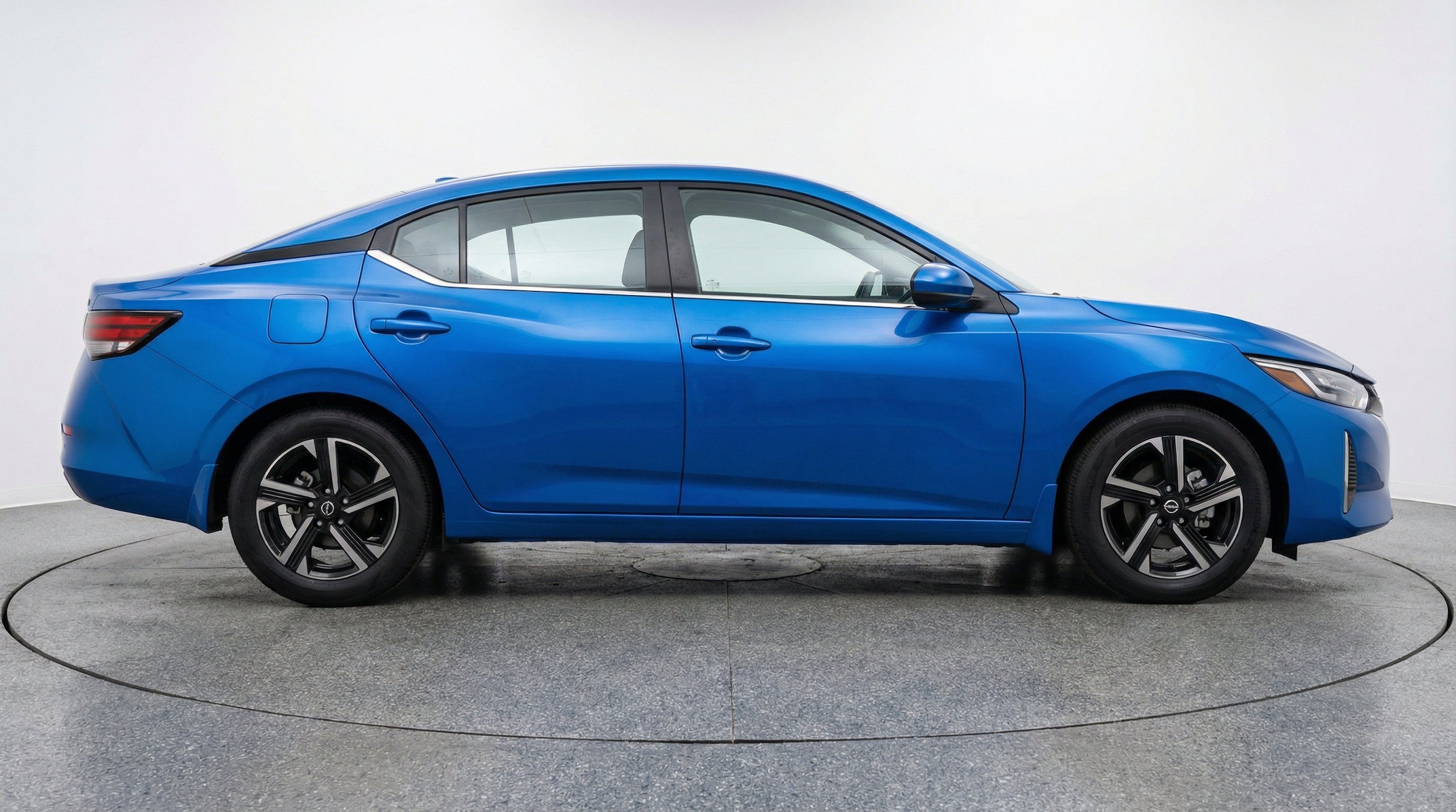Thumbnail: 2025 Nissan Sentra - 11