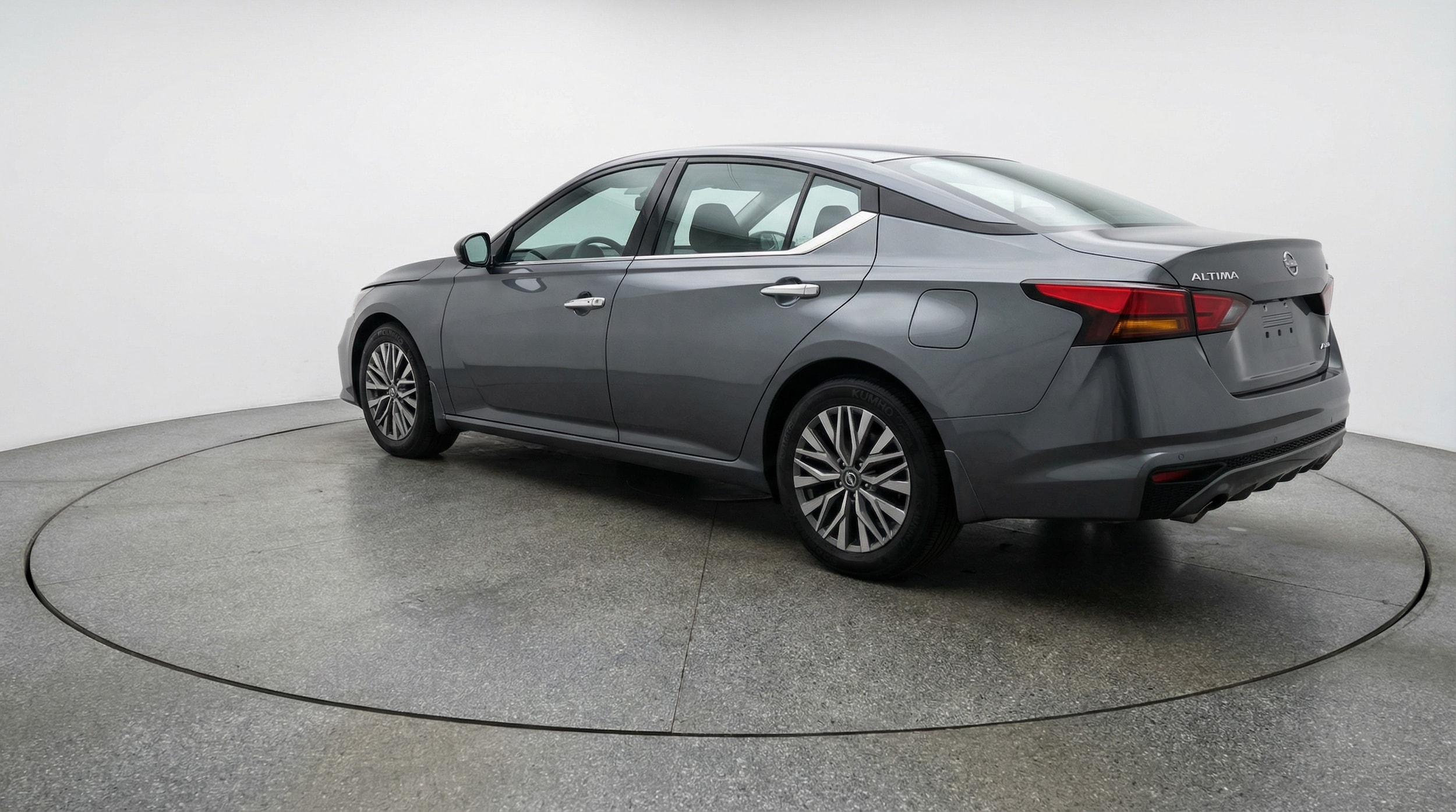 Thumbnail: 2025 Nissan Altima - 5