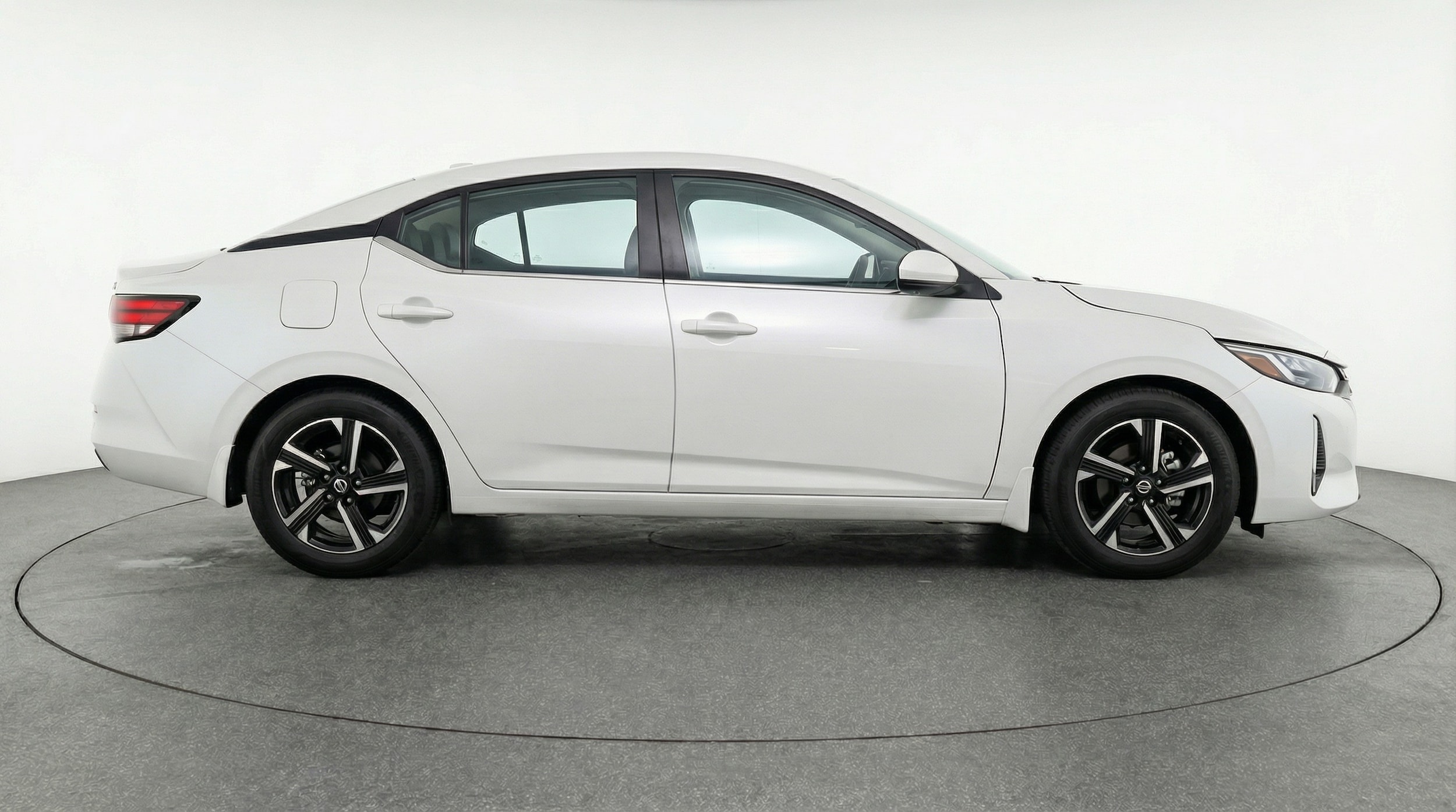 Thumbnail: 2025 Nissan Sentra - 8