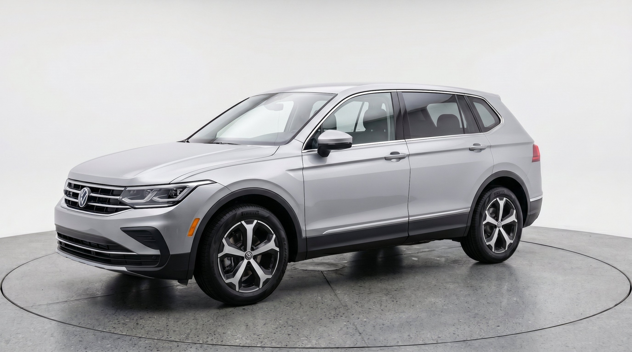 Thumbnail: 2026 Volkswagen Tiguan - 3