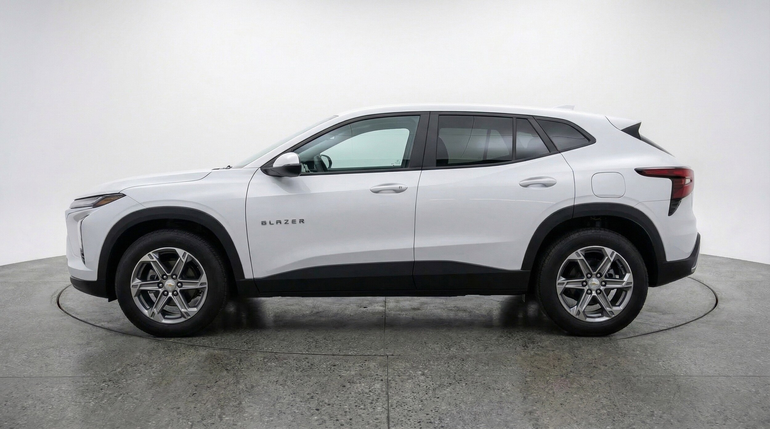 Thumbnail: 2025 Chevrolet Blazer - 5