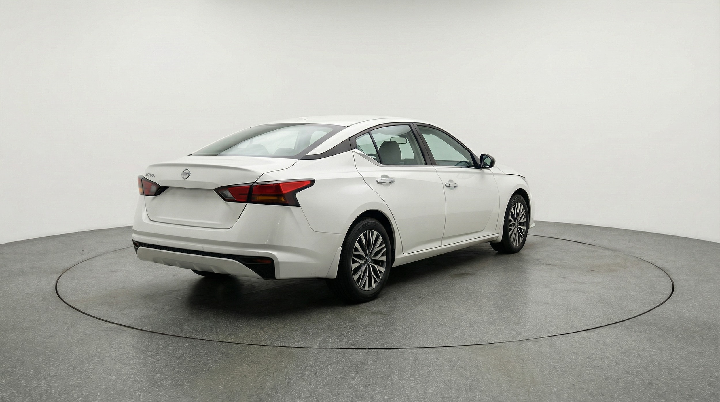 Thumbnail: 2025 Nissan Altima - 7