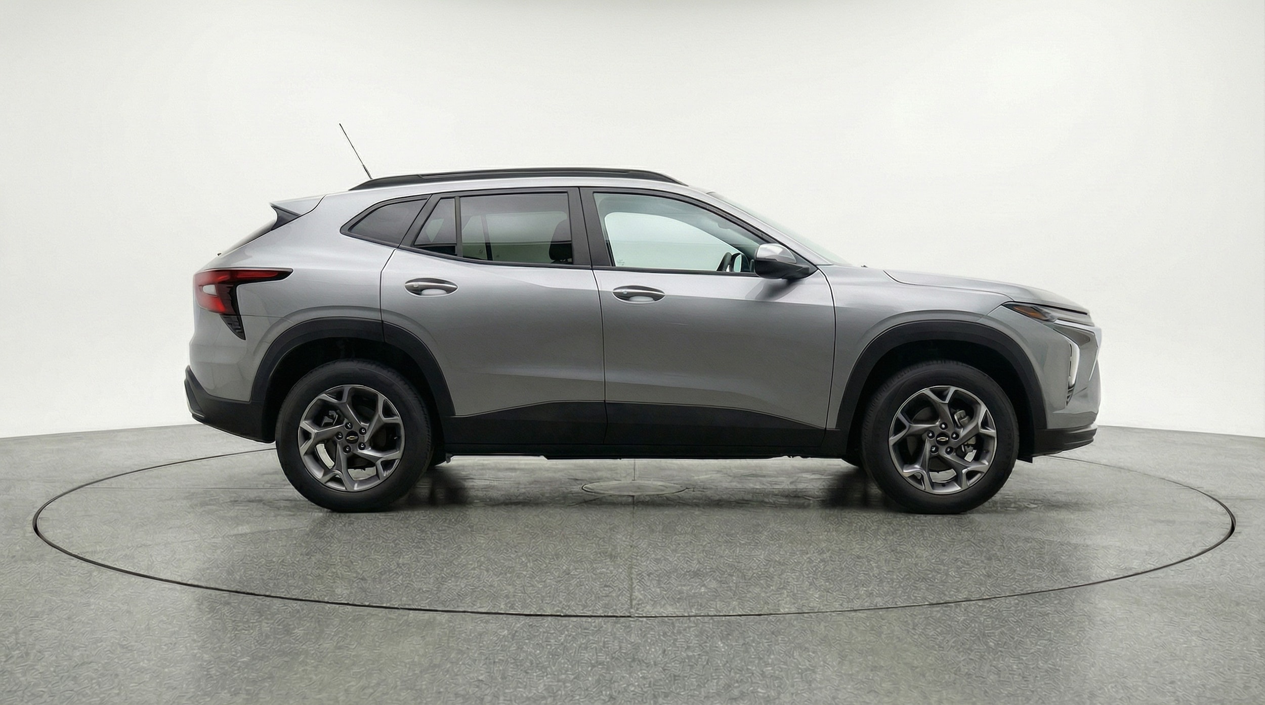 Thumbnail: 2025 Chevrolet Trax - 8