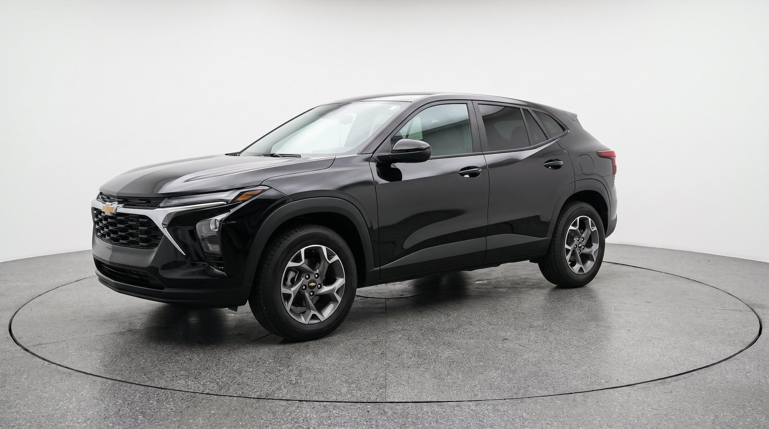 Thumbnail: 2025 Chevrolet Trax - 3