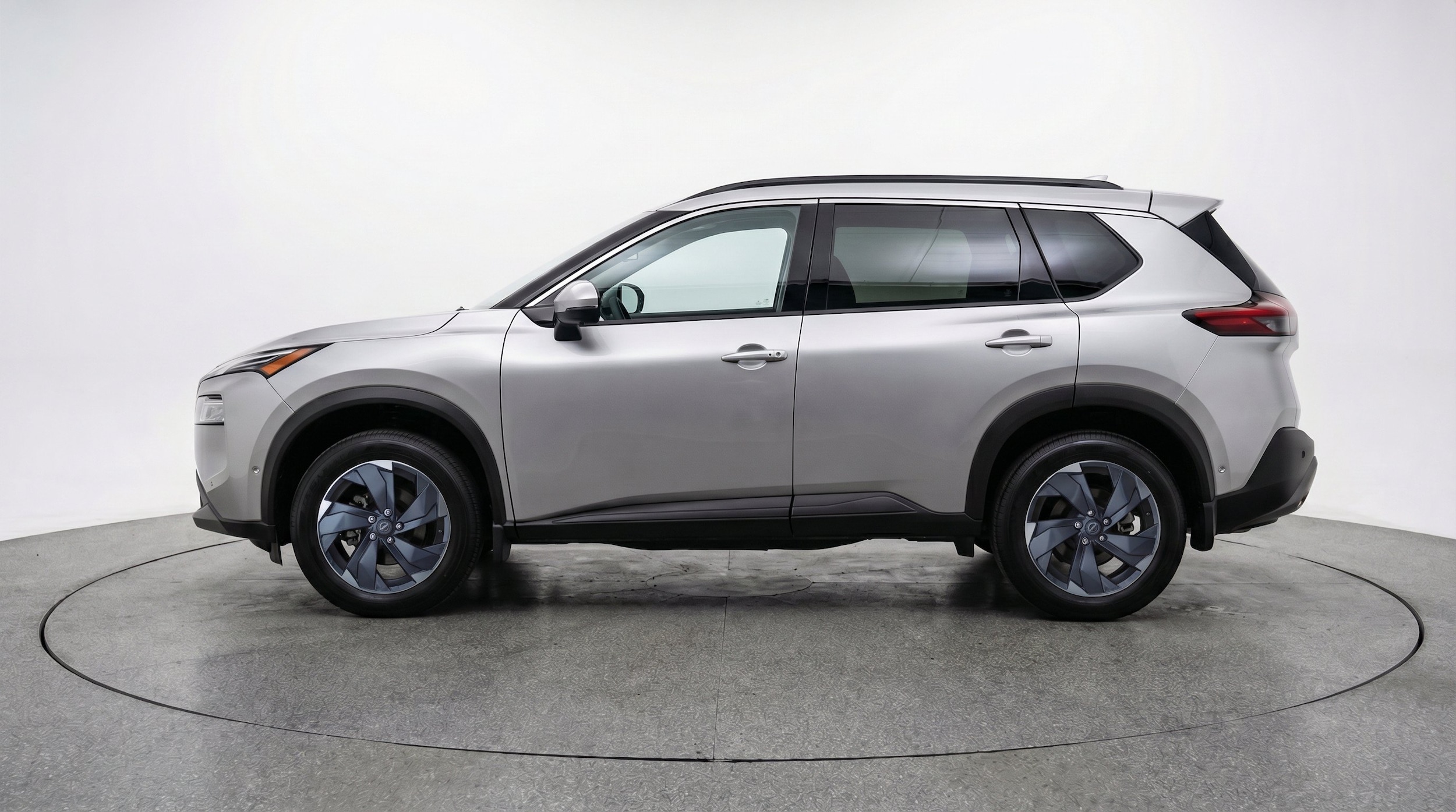 Thumbnail: 2025 Nissan Rogue - 3
