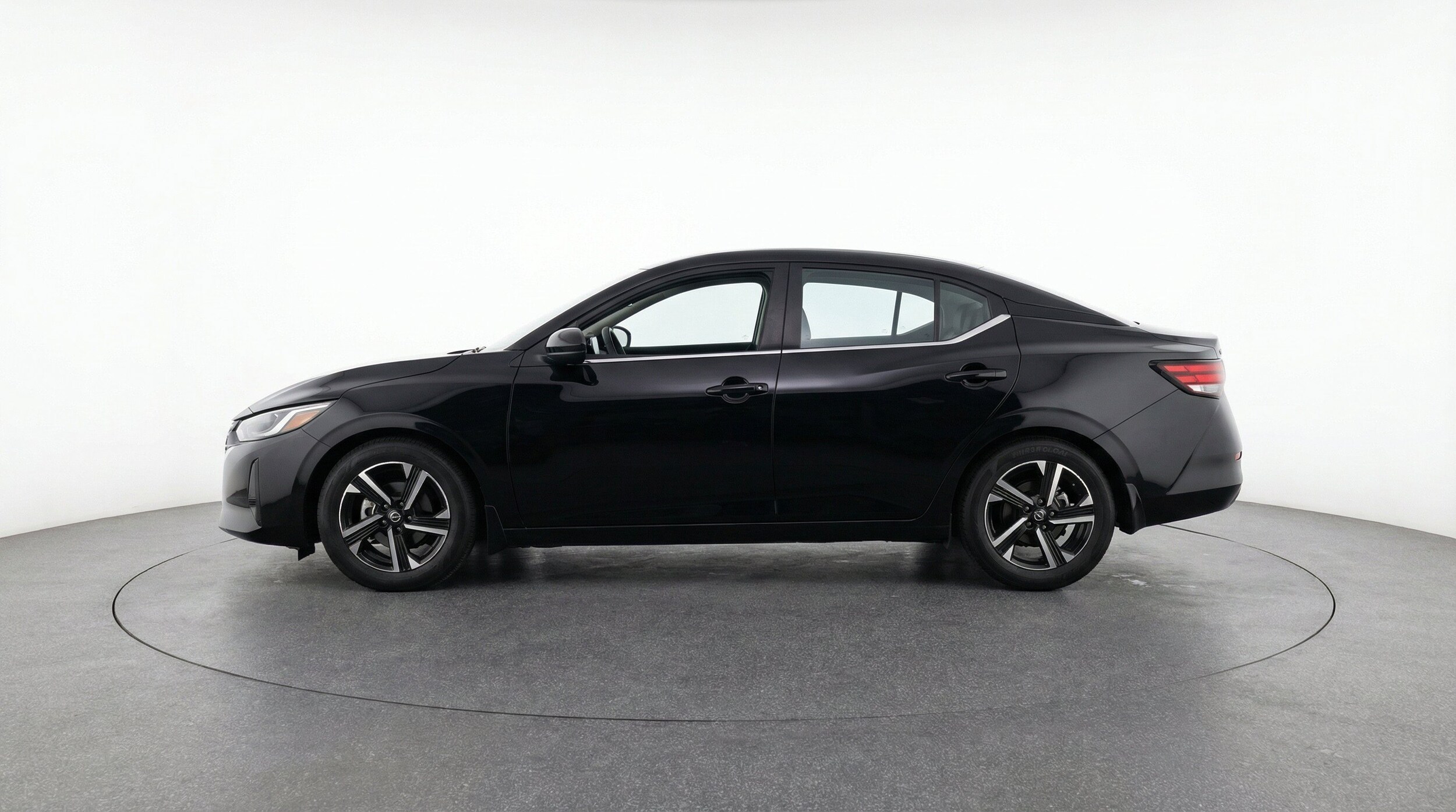 Thumbnail: 2025 Nissan Sentra - 5