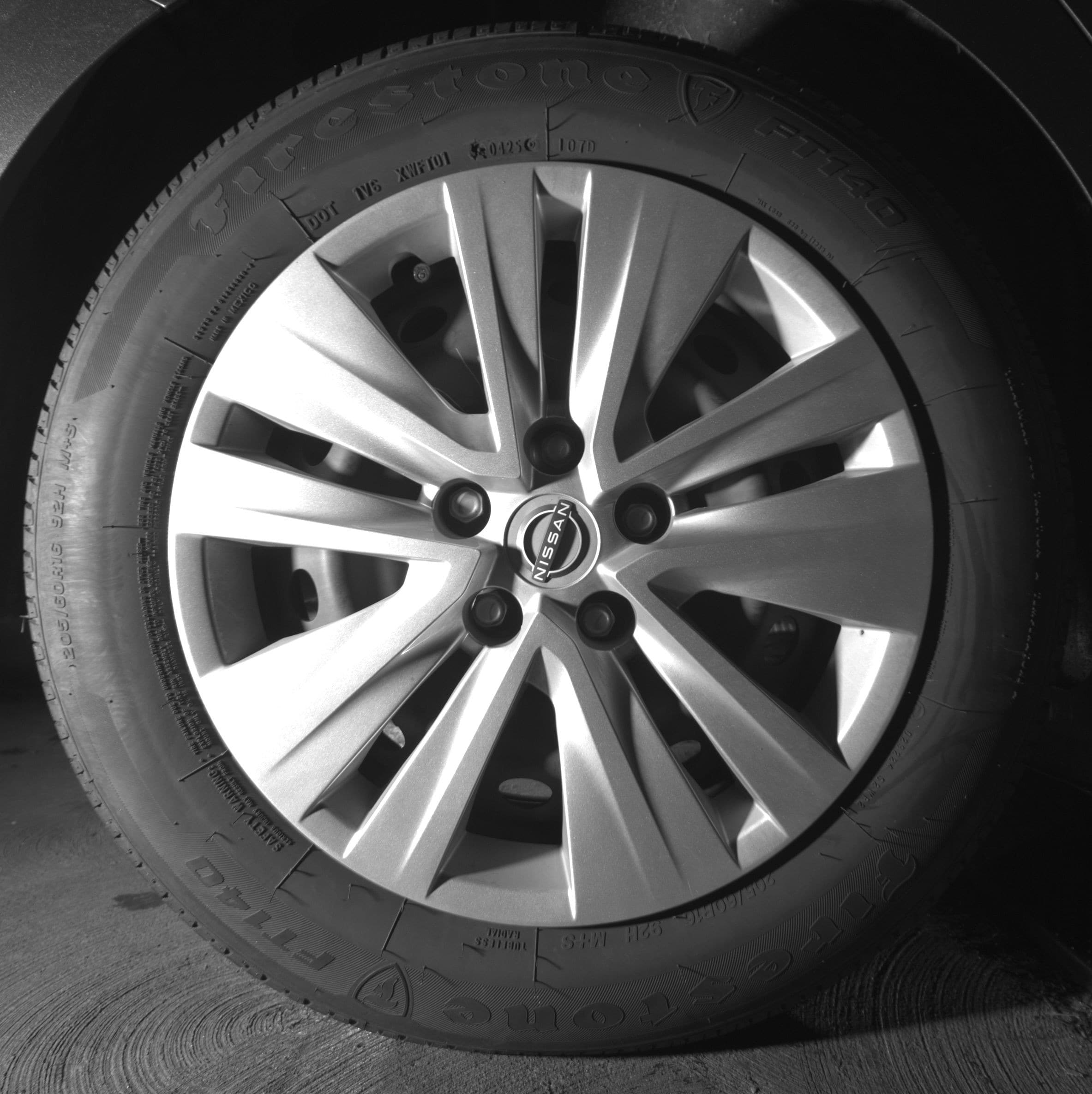 Thumbnail: 2025 Nissan Sentra - 12