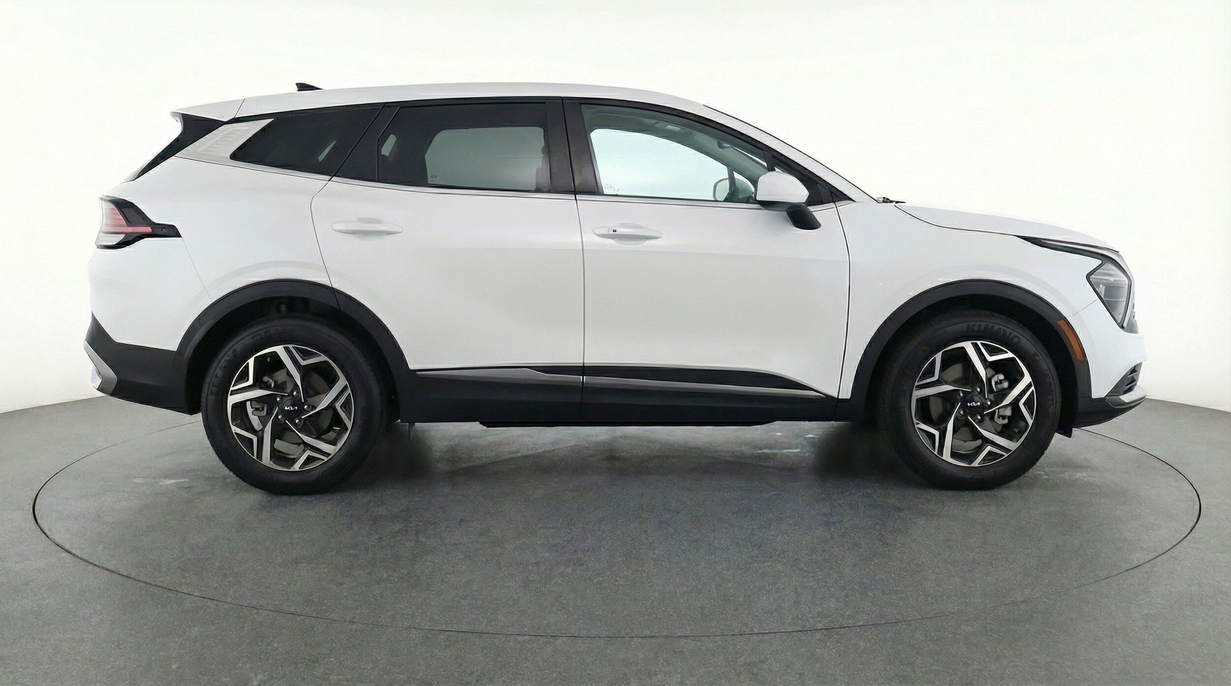 Thumbnail: 2025 Kia Sportage - 11