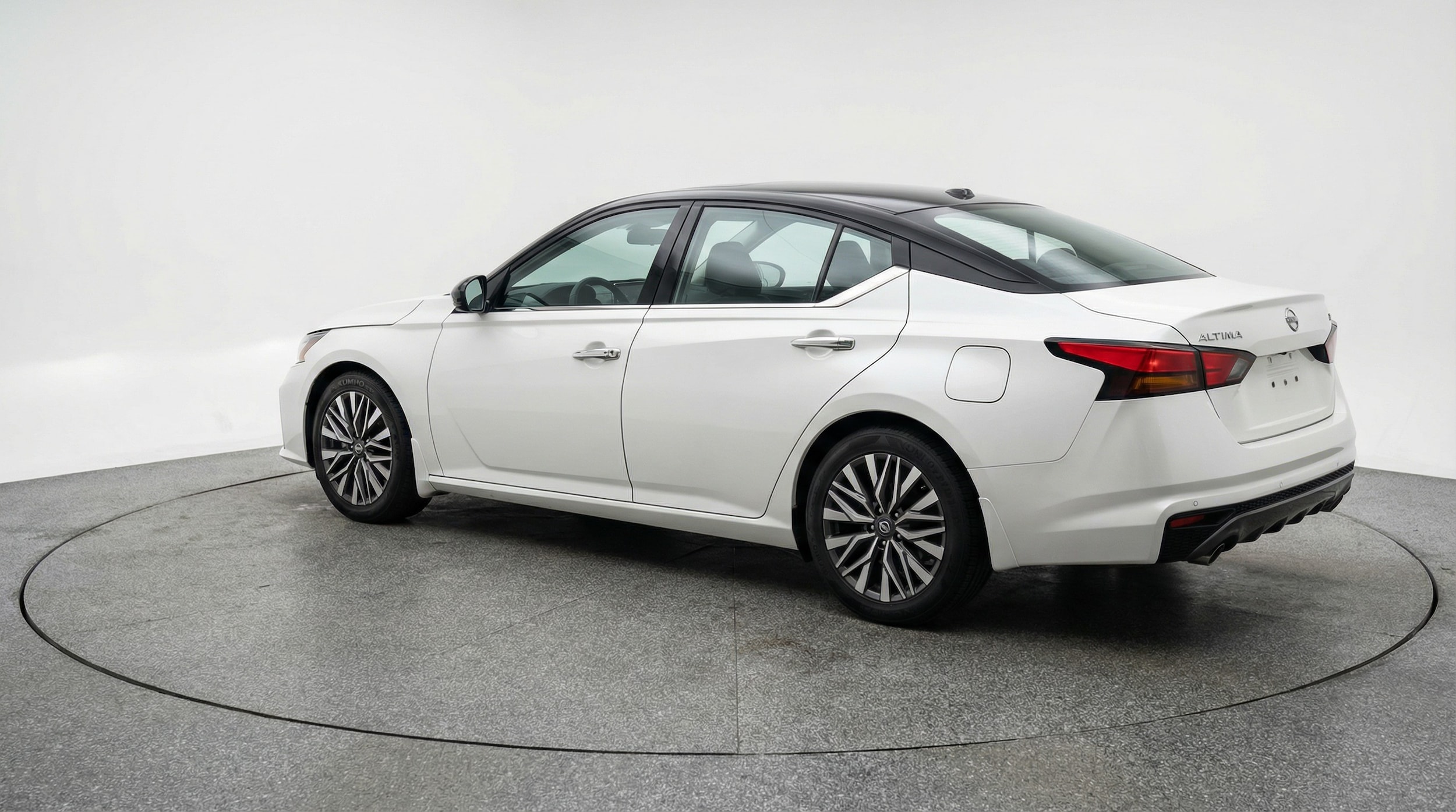 Thumbnail: 2025 Nissan Altima - 5