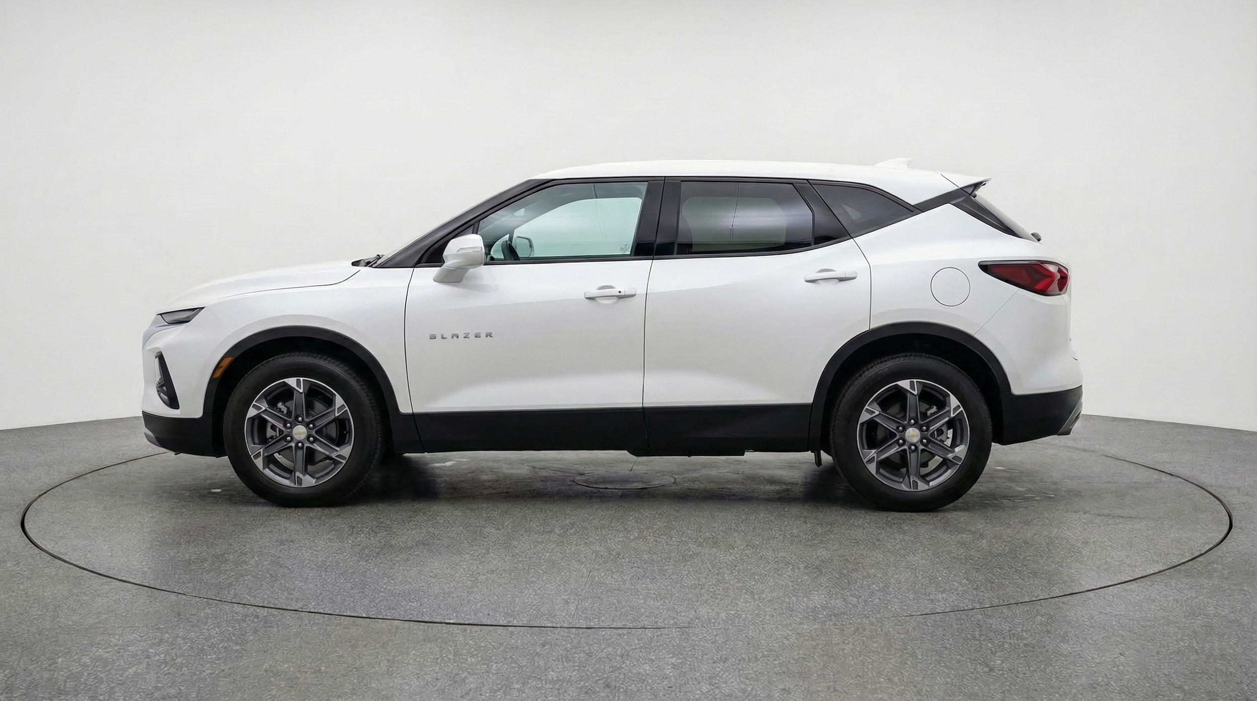 Thumbnail: 2025 Chevrolet Blazer - 4