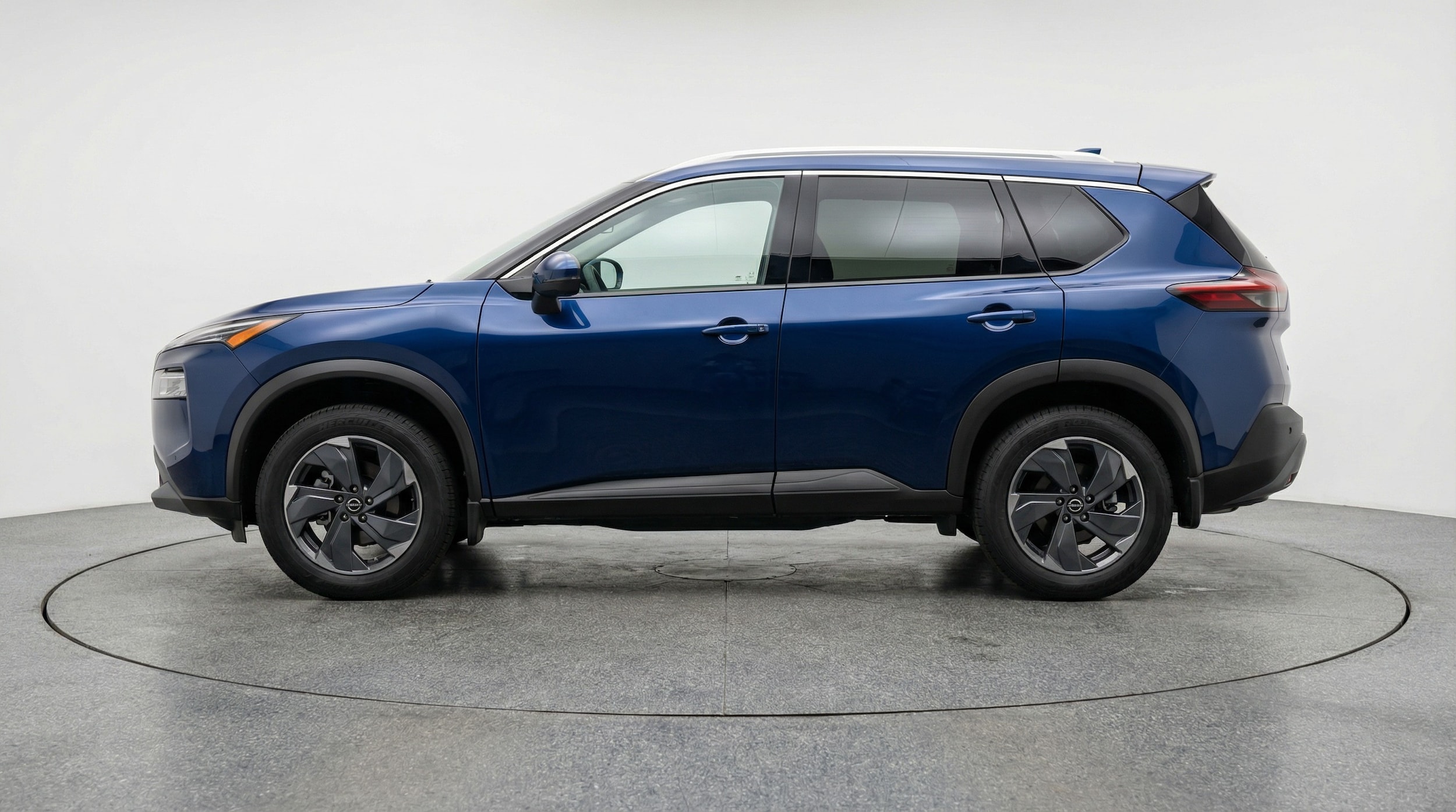 Thumbnail: 2025 Nissan Rogue - 4