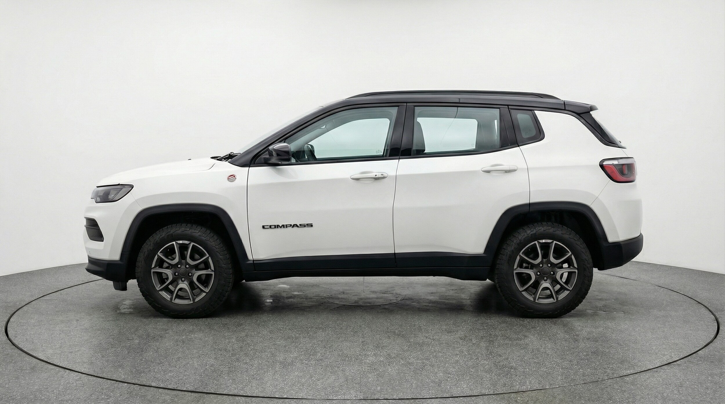Thumbnail: 2025 Jeep Compass - 4