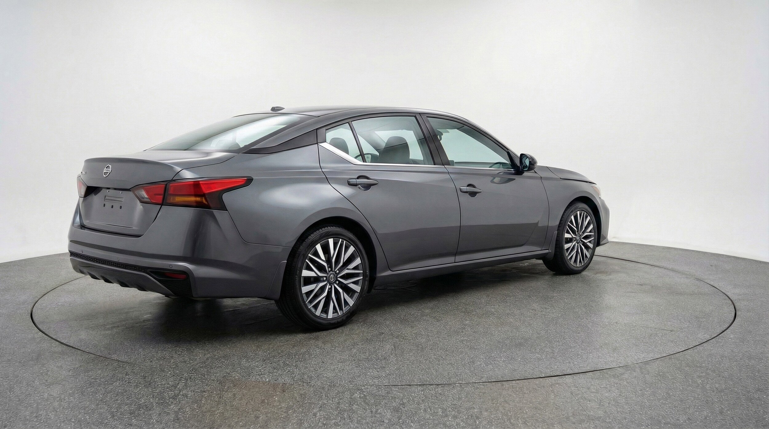 Thumbnail: 2025 Nissan Altima - 9