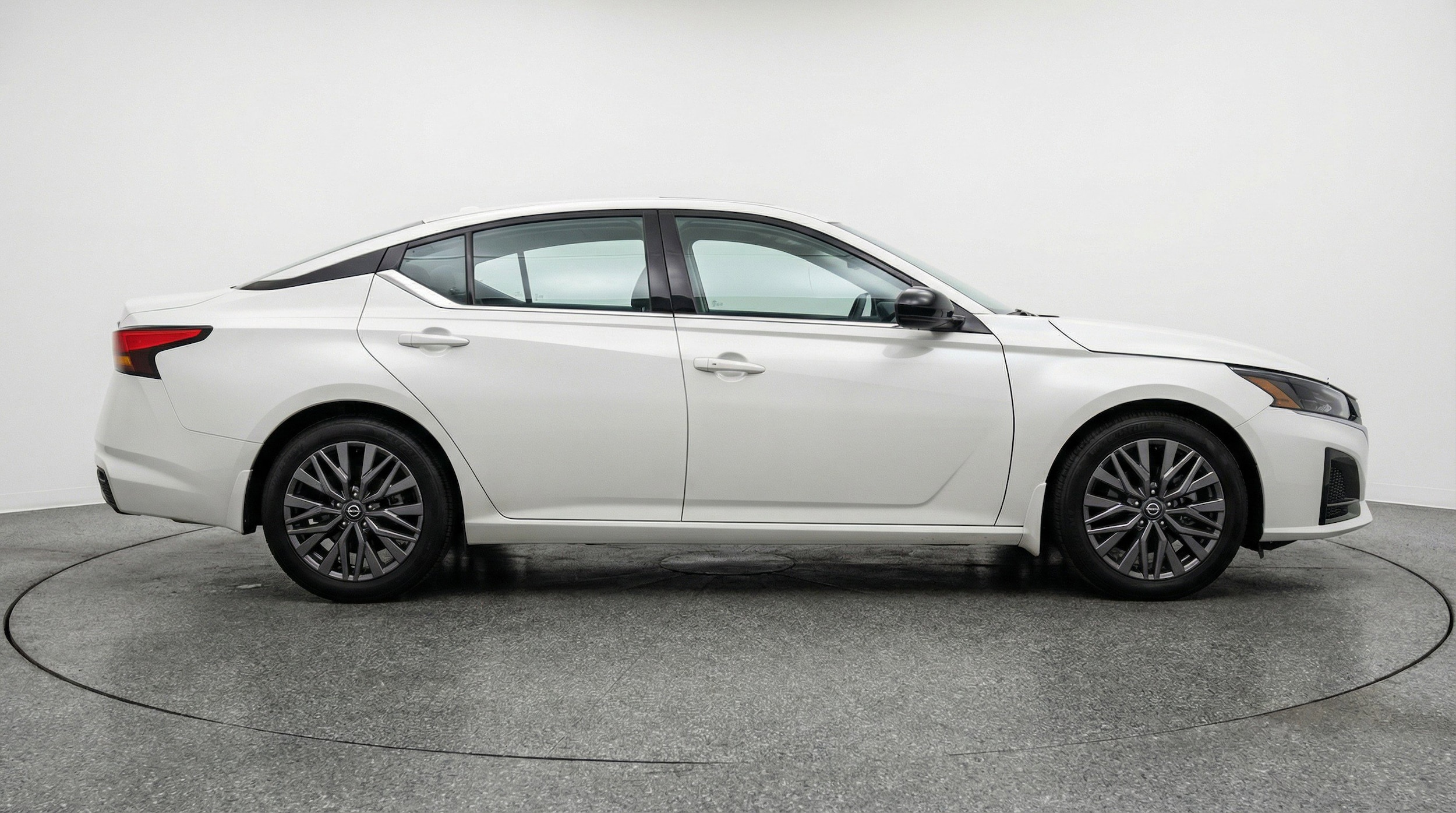 Thumbnail: 2025 Nissan Altima - 11