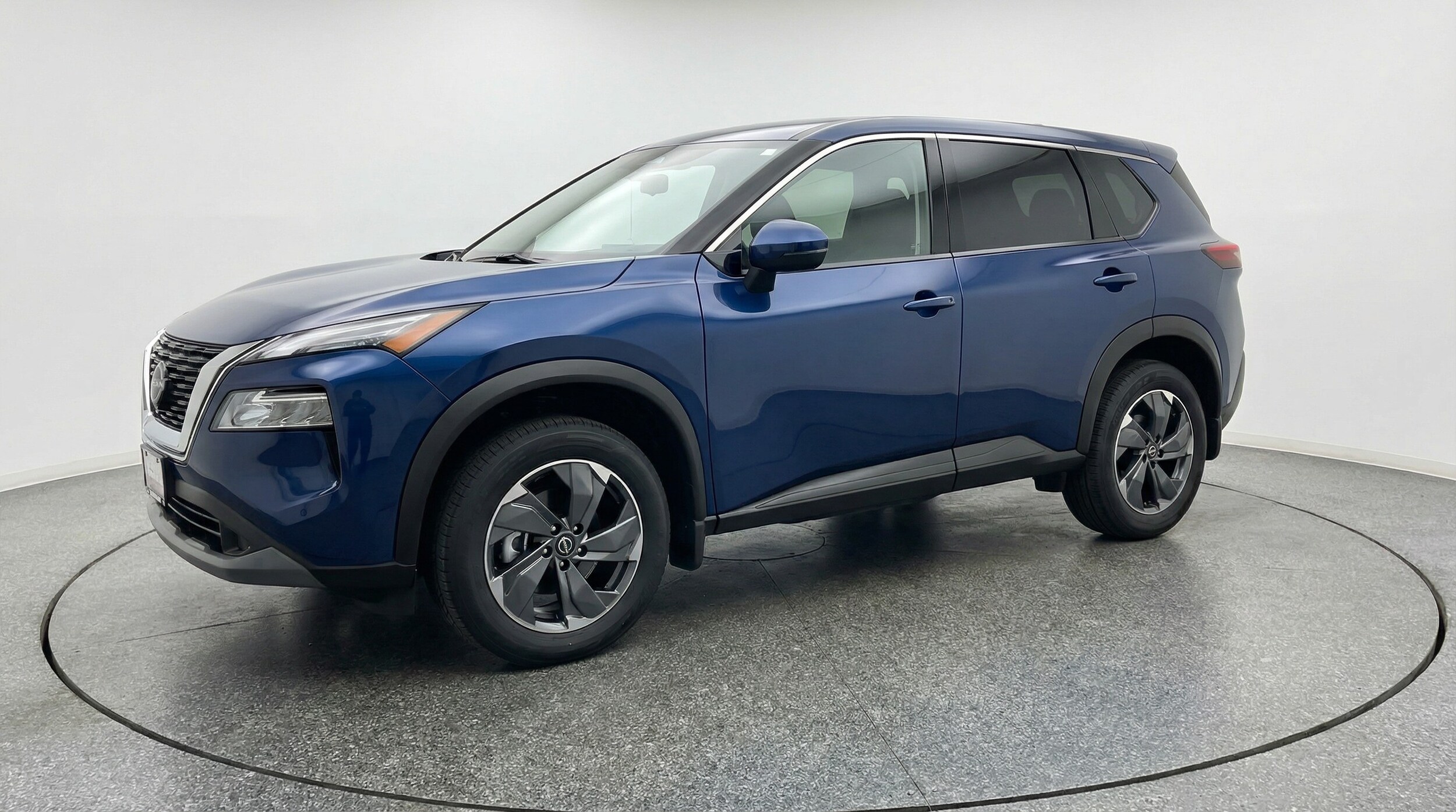 Thumbnail: 2025 Nissan Rogue - 3