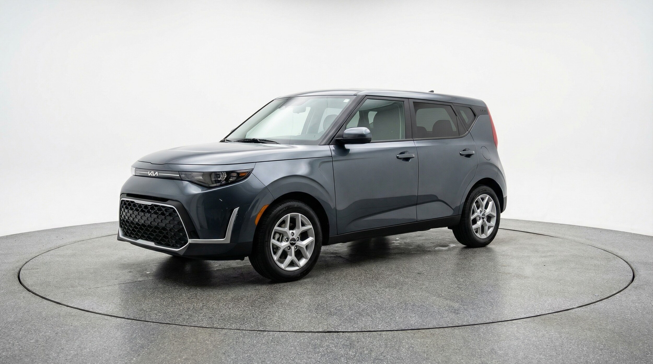 Thumbnail: 2025 Kia Soul - 3