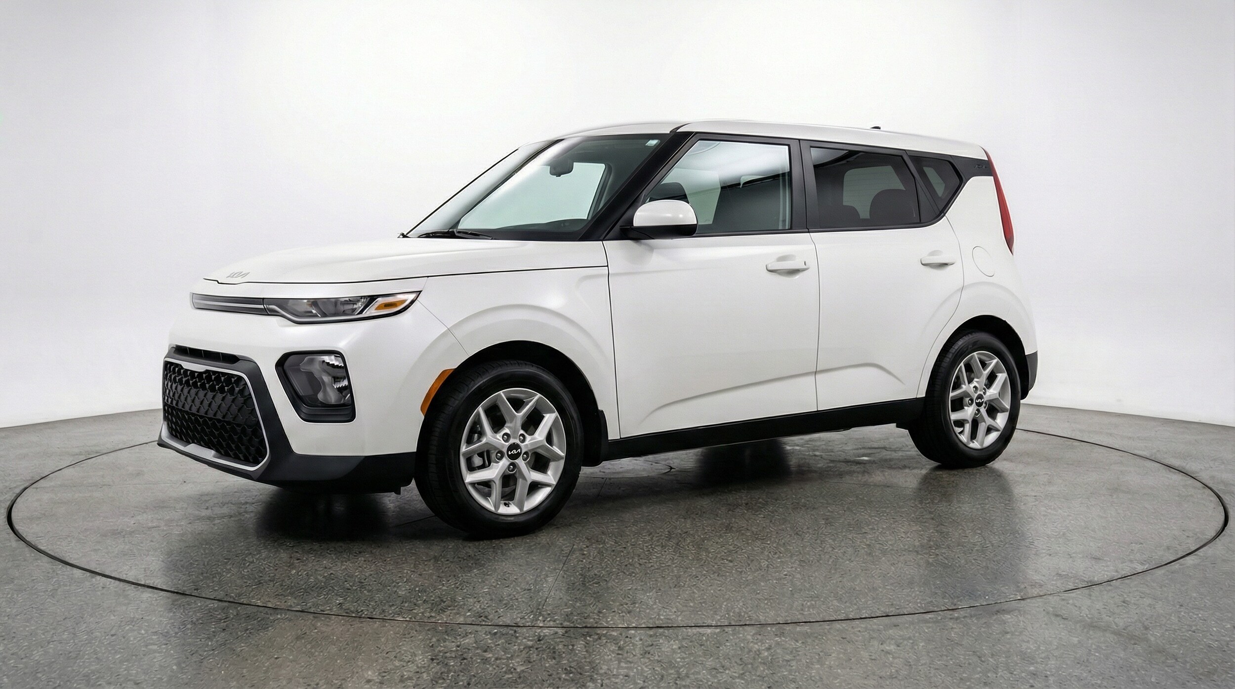 Thumbnail: 2025 Kia Soul - 3