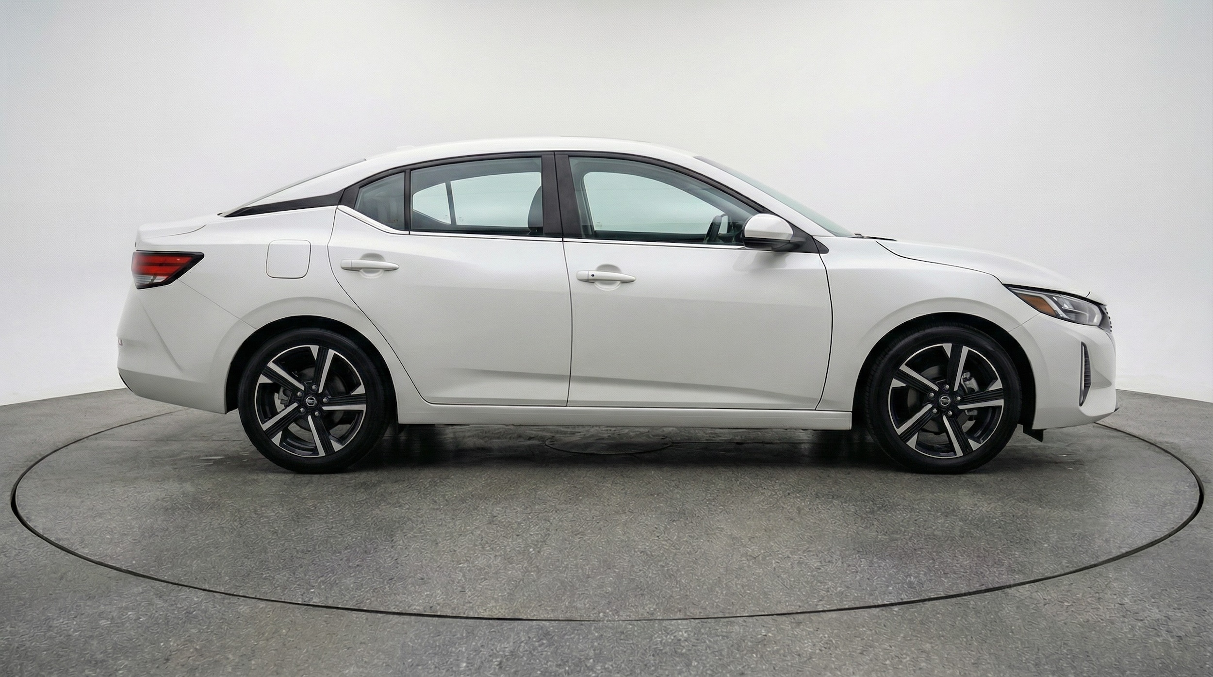 Thumbnail: 2025 Nissan Sentra - 8