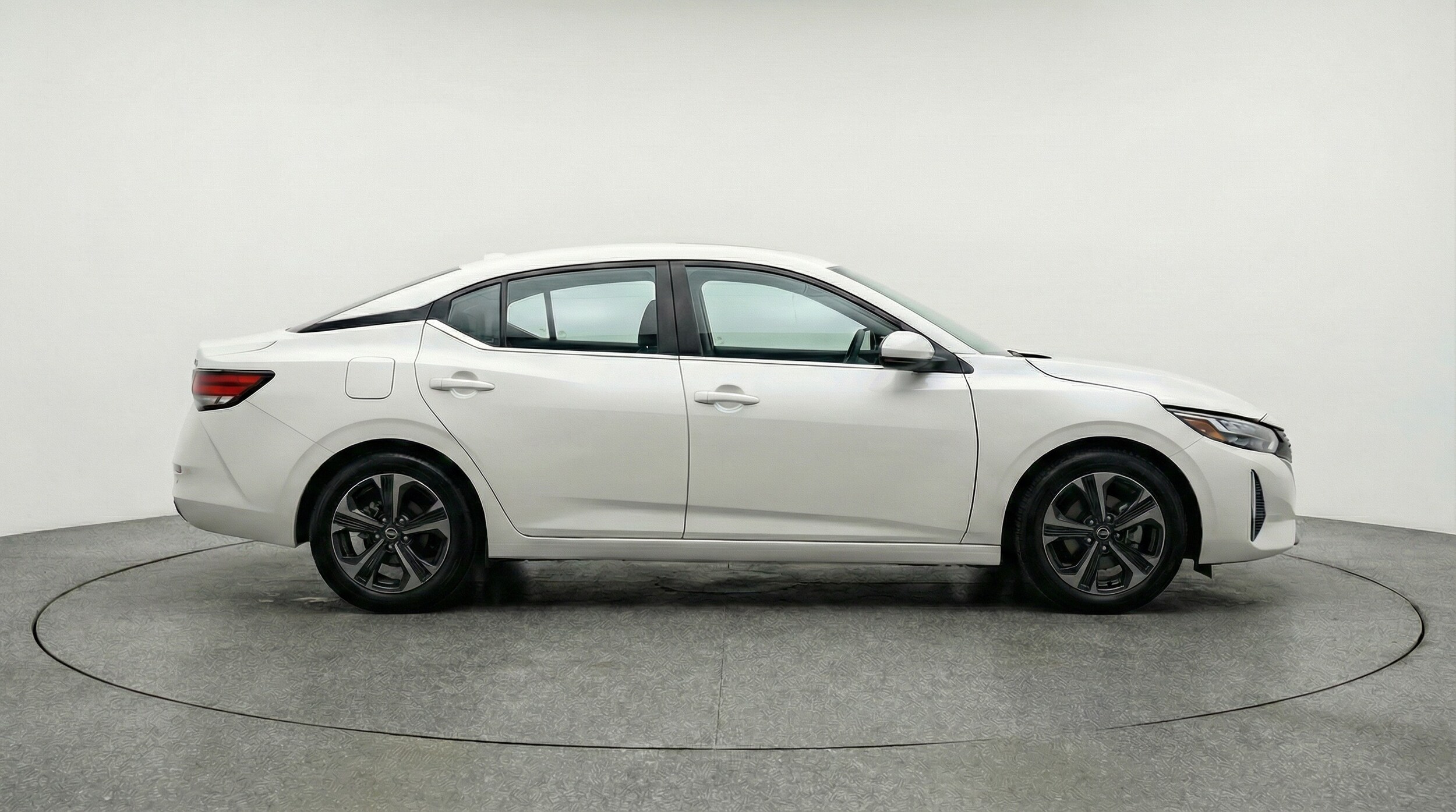 Thumbnail: 2025 Nissan Sentra - 8