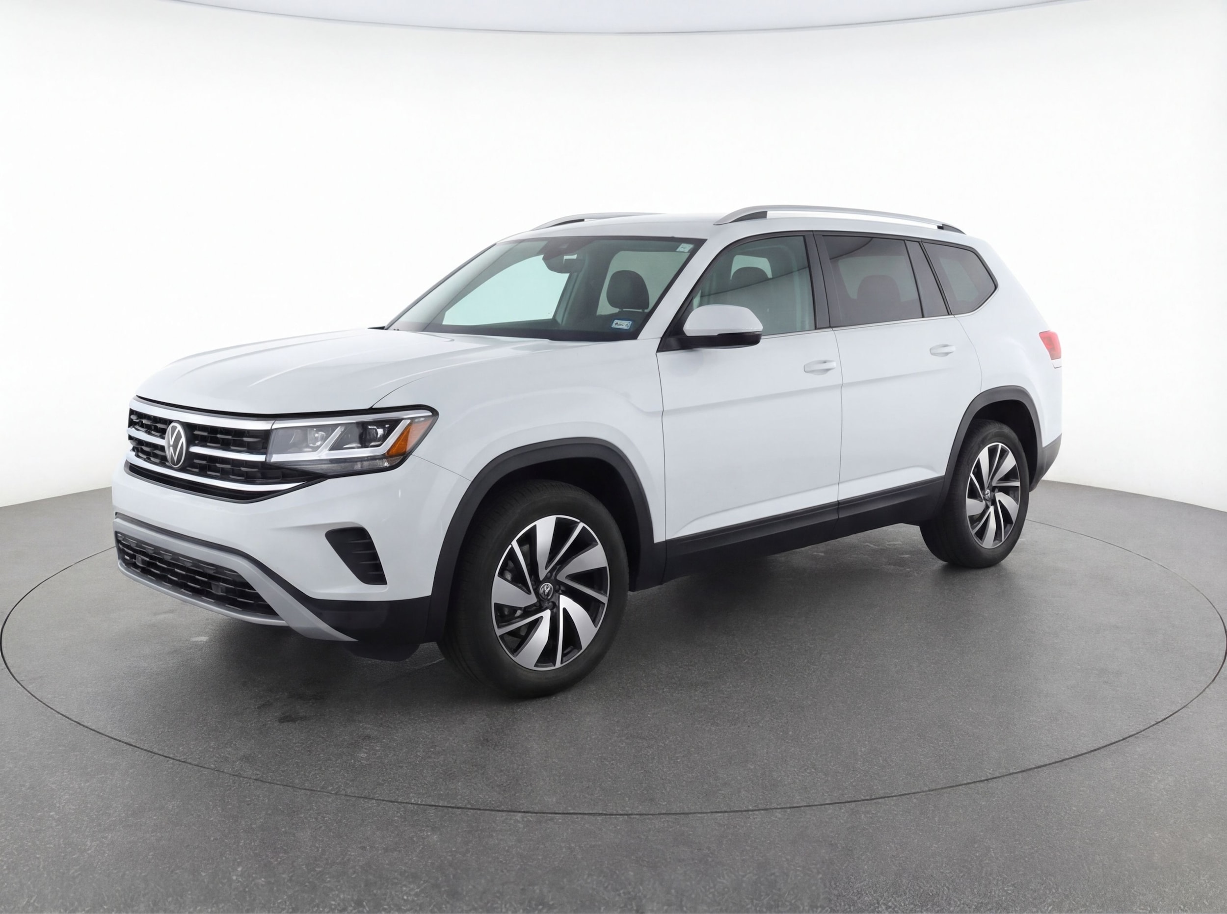 Thumbnail: 2025 Volkswagen Atlas - 3