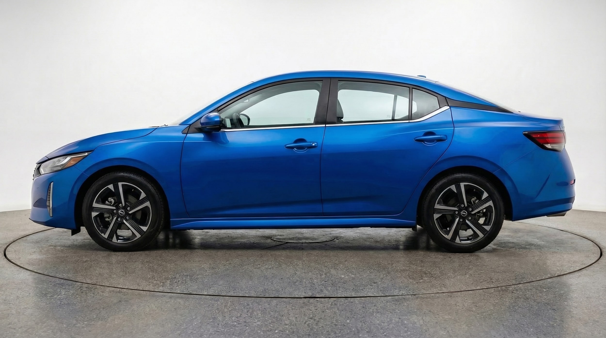 Thumbnail: 2025 Nissan Sentra - 4