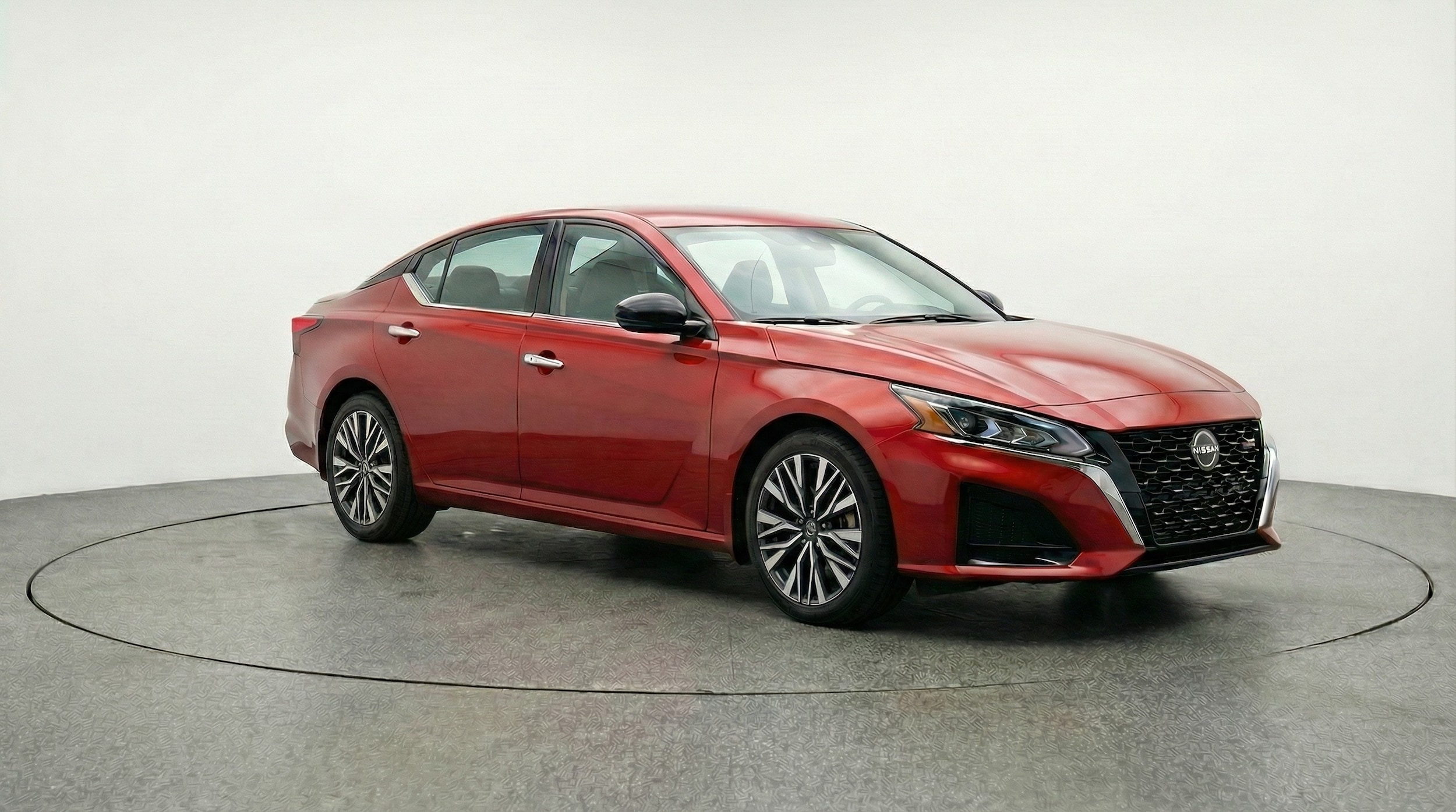 Thumbnail: 2025 Nissan Altima - 1