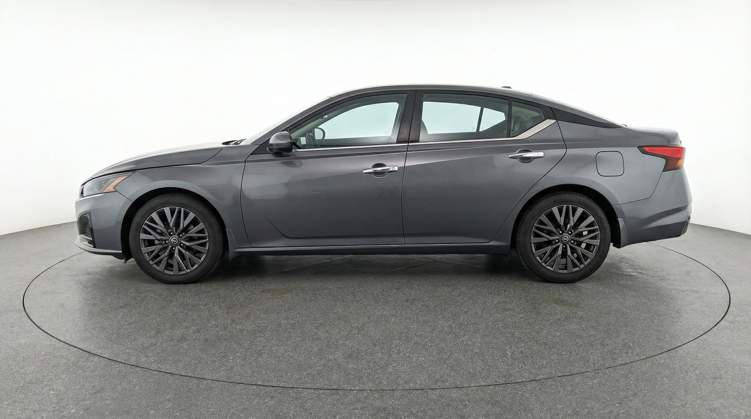 Thumbnail: 2025 Nissan Altima - 4