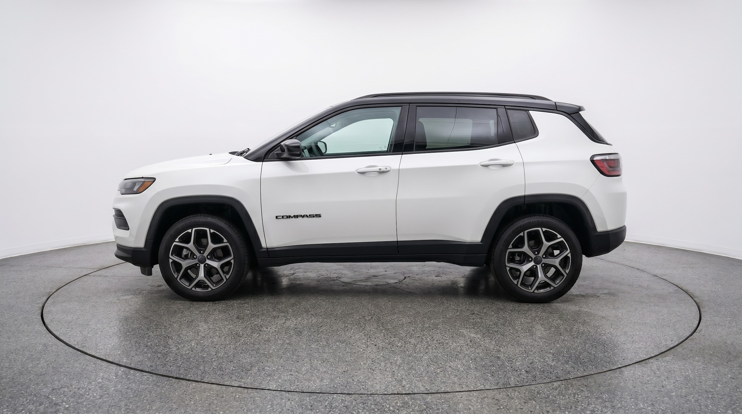 Thumbnail: 2025 Jeep Compass - 4