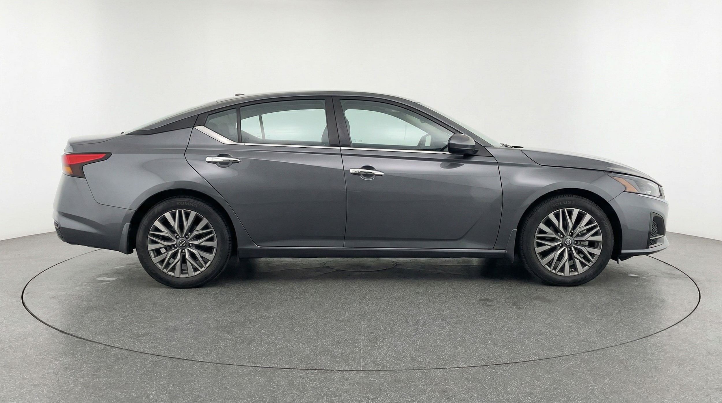 Thumbnail: 2025 Nissan Altima - 8