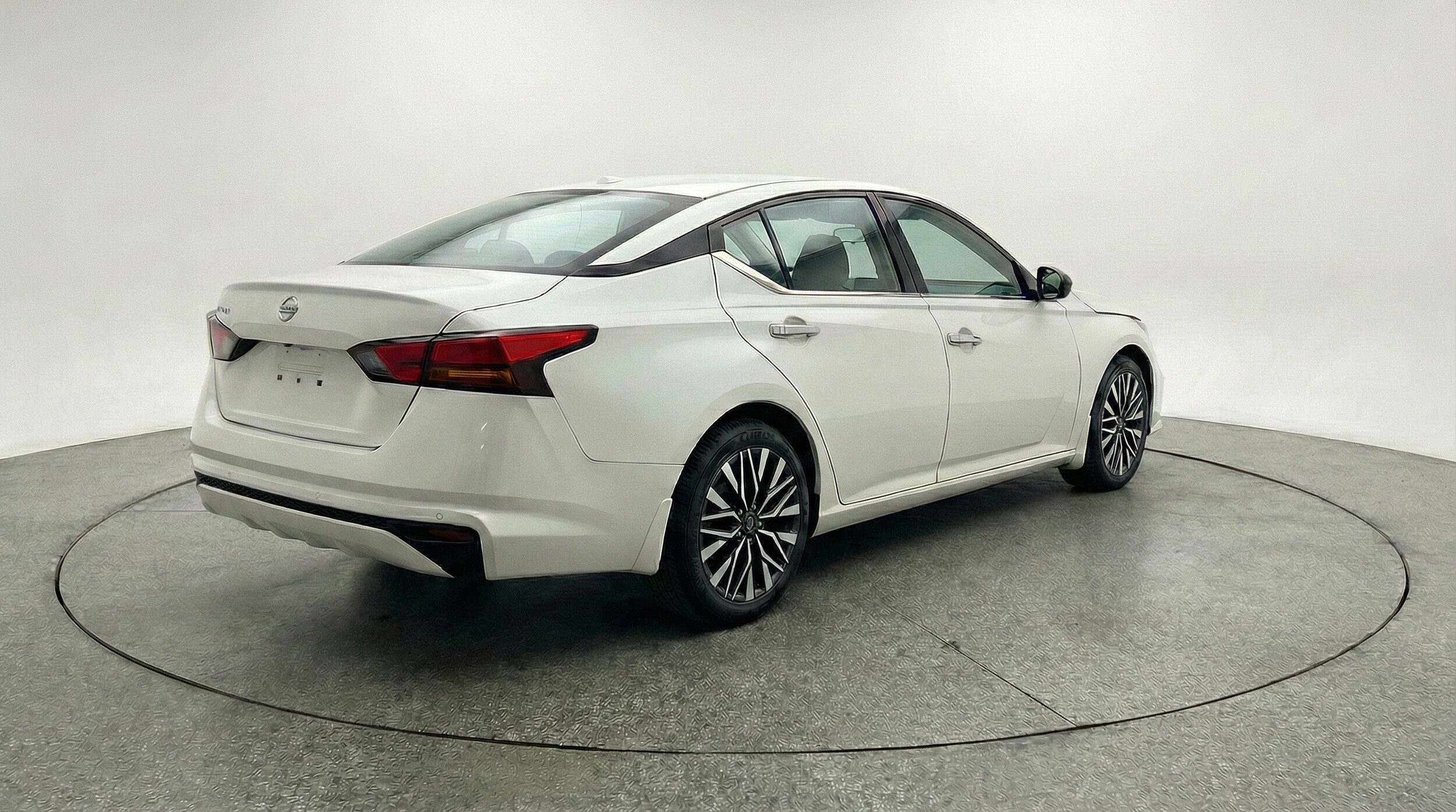 Thumbnail: 2025 Nissan Altima - 7