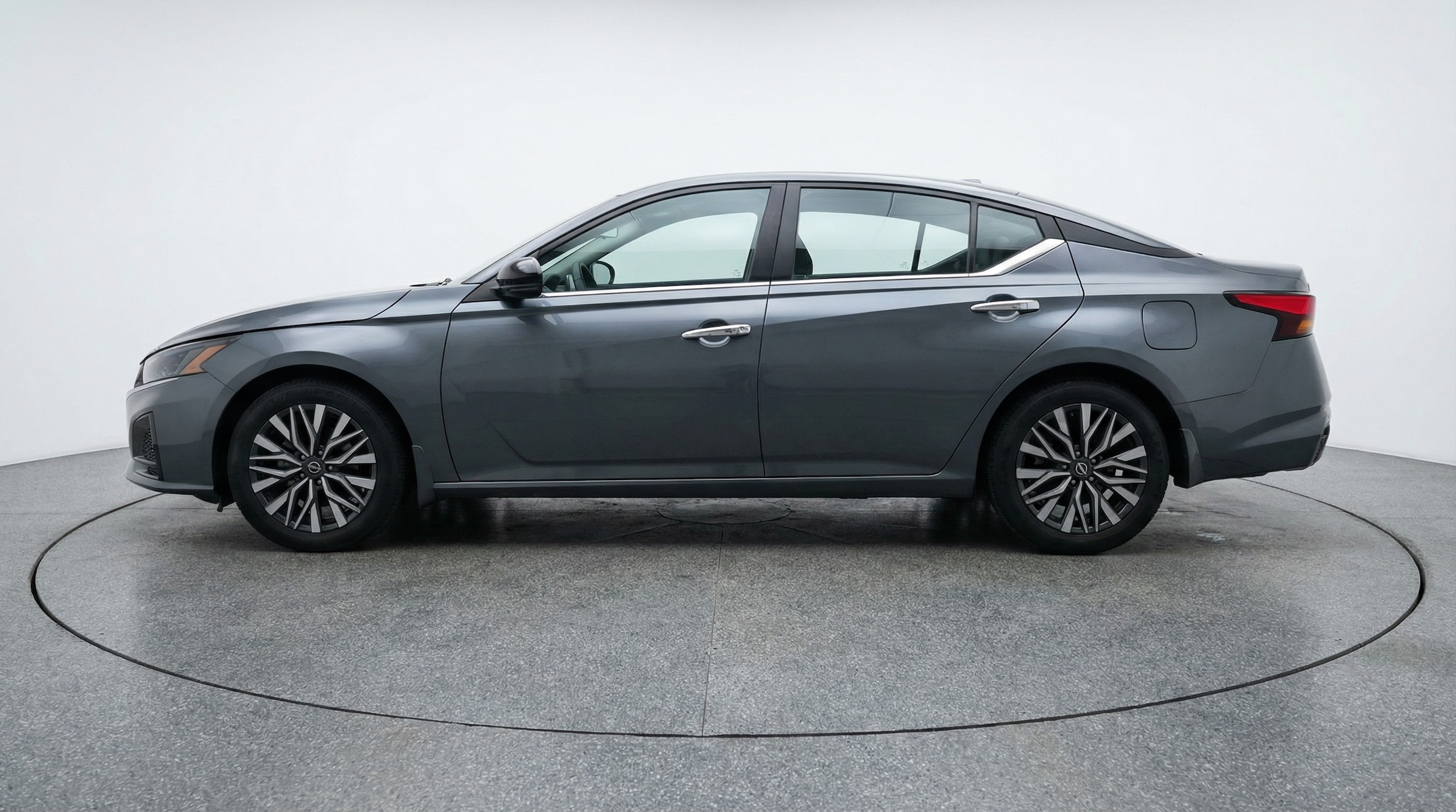 Thumbnail: 2025 Nissan Altima - 4